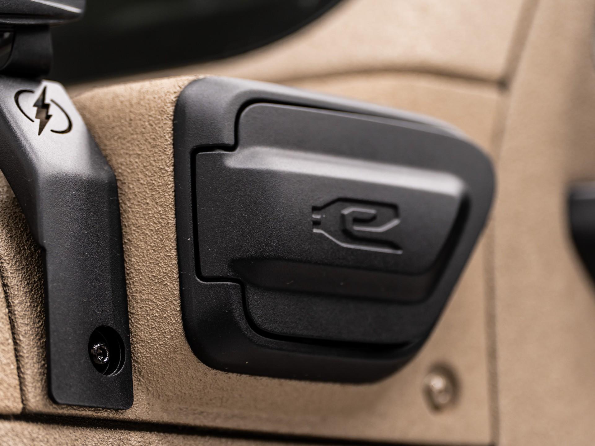 2024 JEEP WRANGLER 4XE in Tan, photo 57 of 60