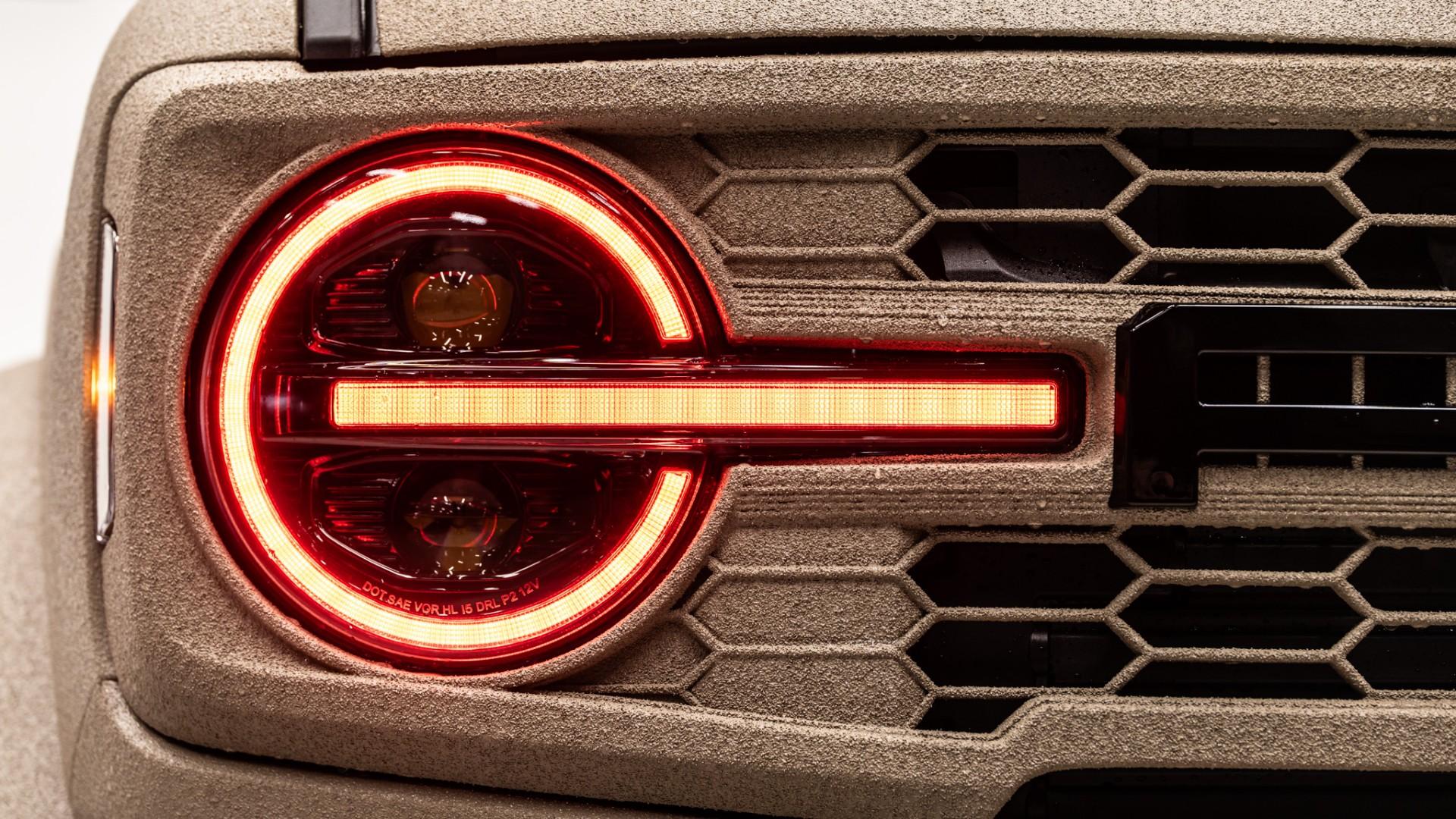 2025 FORD BRONCO in Tan, photo 26 of 60
