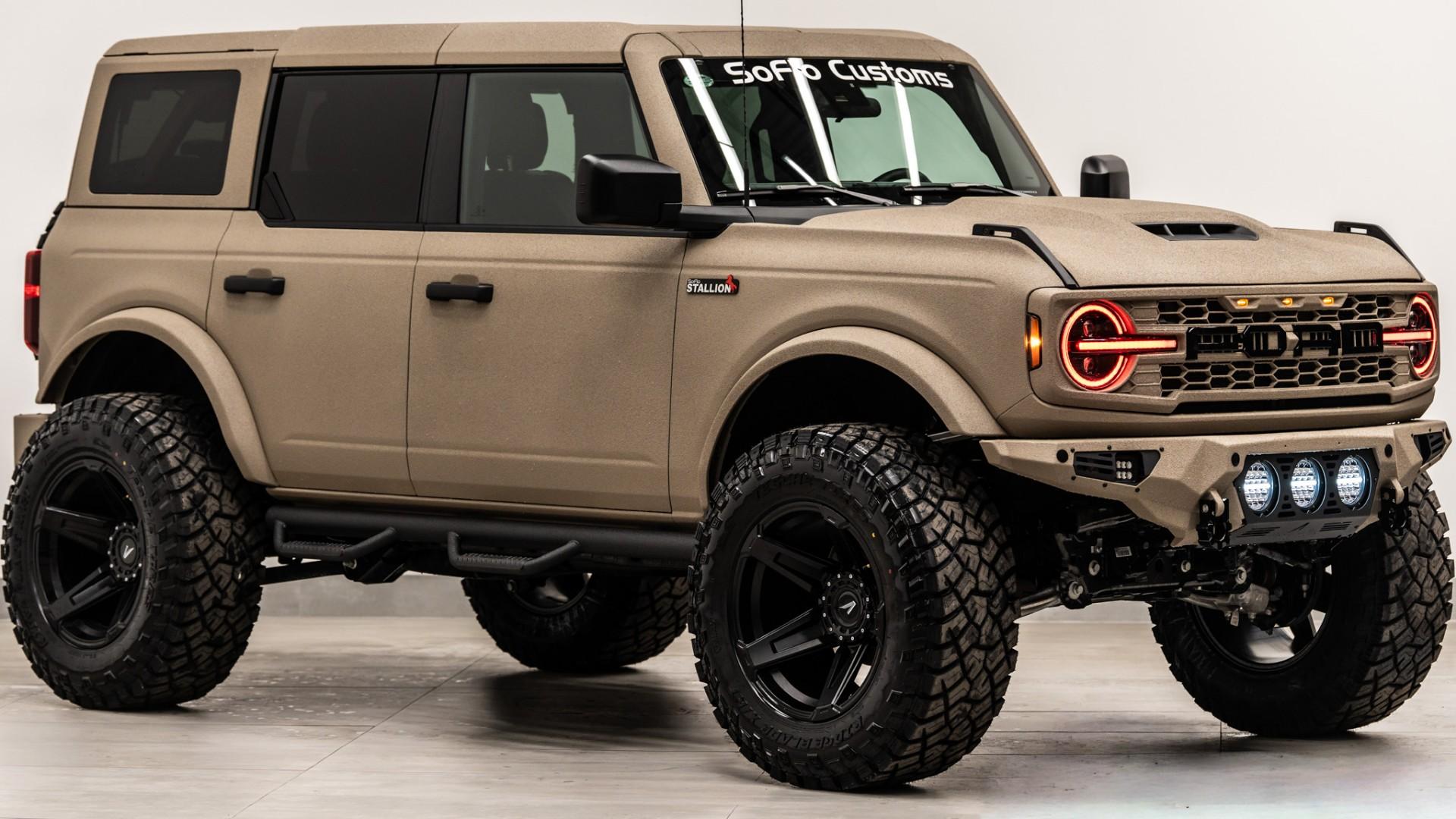 2025 FORD BRONCO in Tan, photo 6 of 60