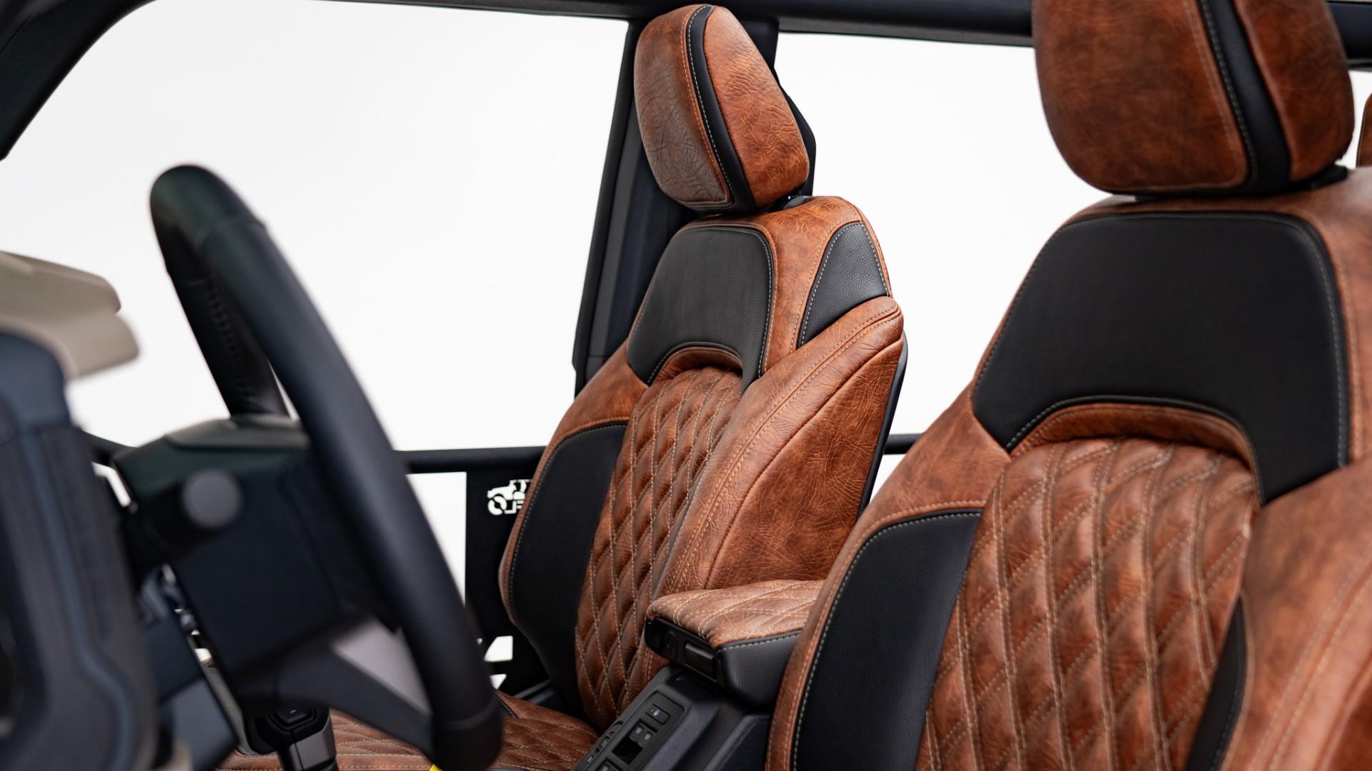2025 FORD BRONCO in Tan, photo 44 of 60