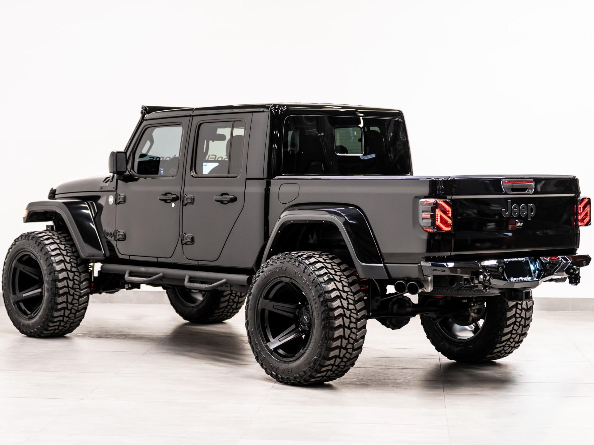 2024 JEEP GLADIATOR 4X4 in Black Clearcoat, photo 10 of 58