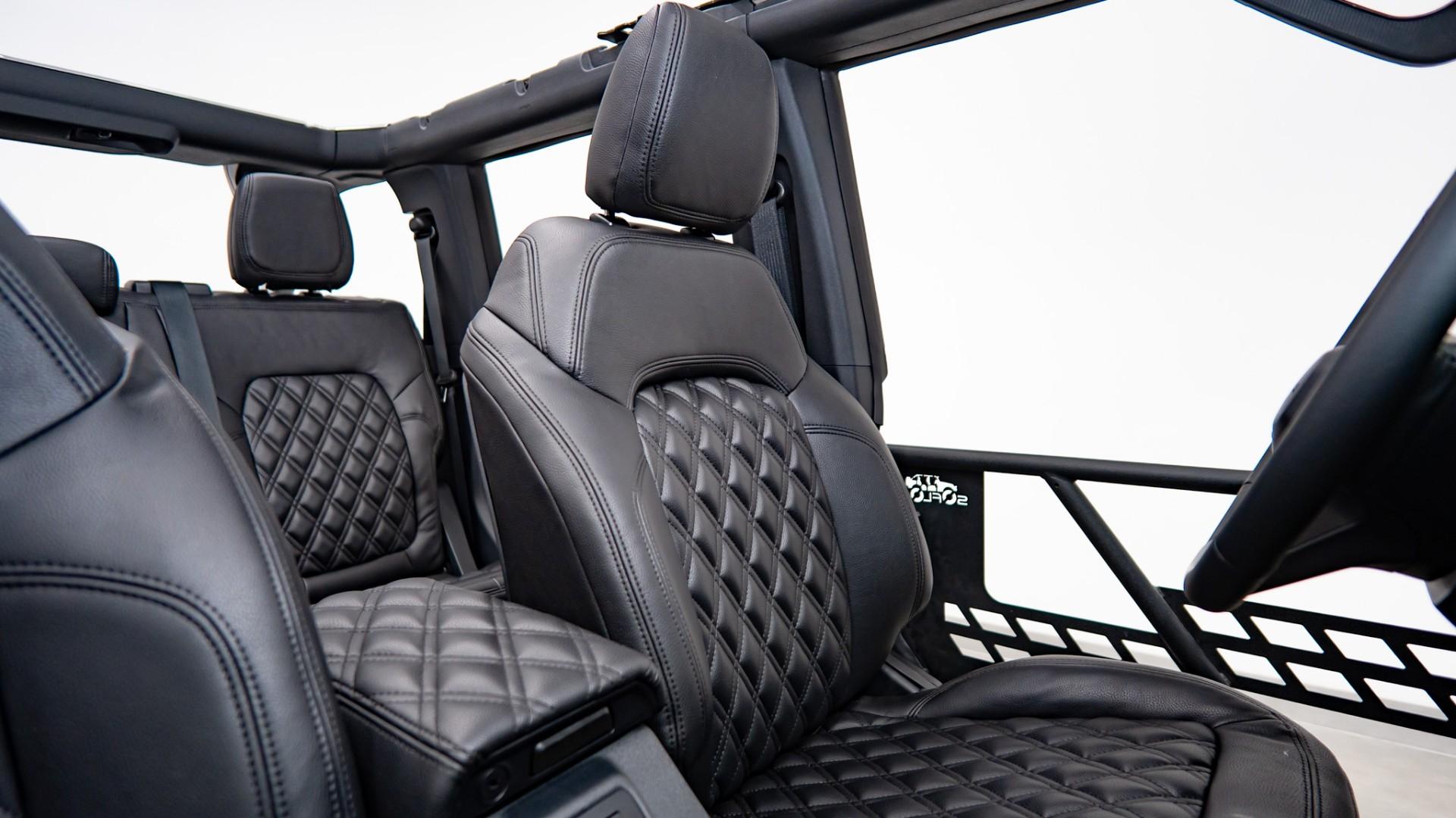 2026 FORD BRONCO 4X4 in Avalanche Gray, photo 33 of 60