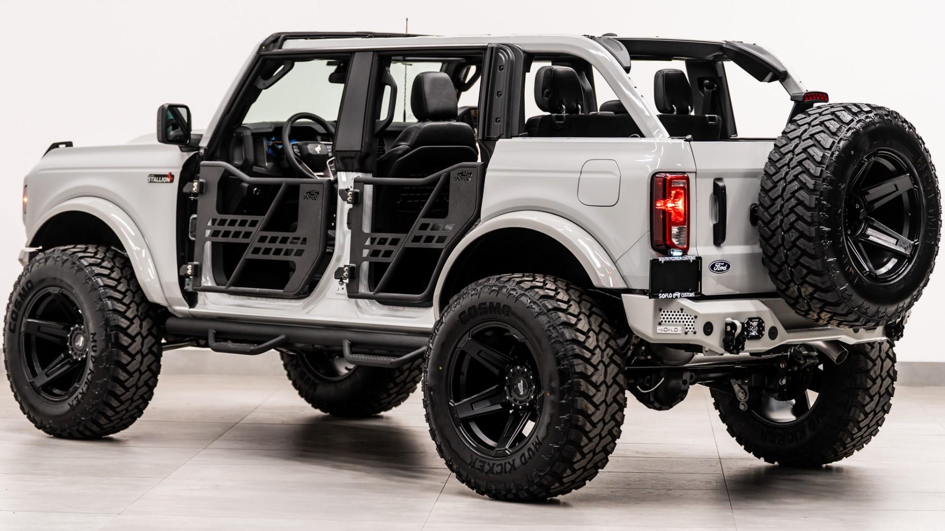 2026 FORD BRONCO 4X4 in Avalanche Gray, photo 14 of 60