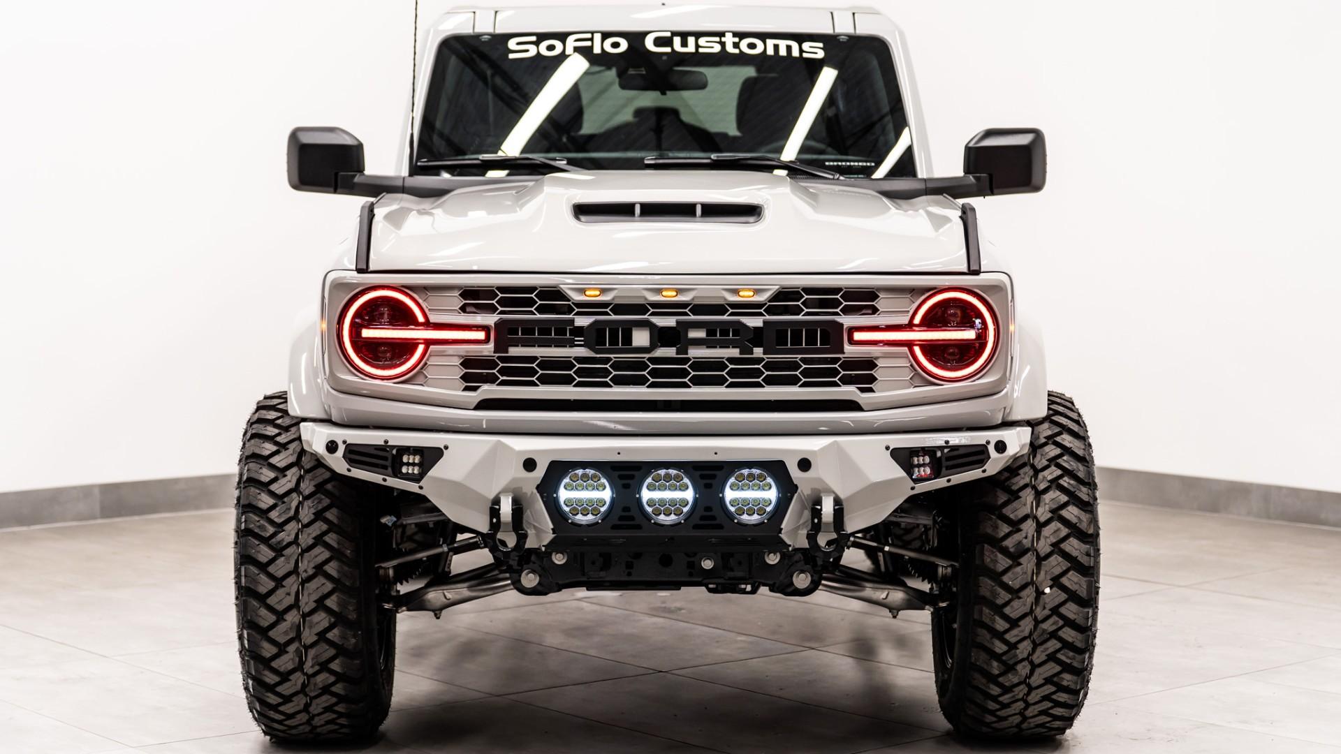 2026 FORD BRONCO 4X4 in Avalanche Gray, photo 4 of 60