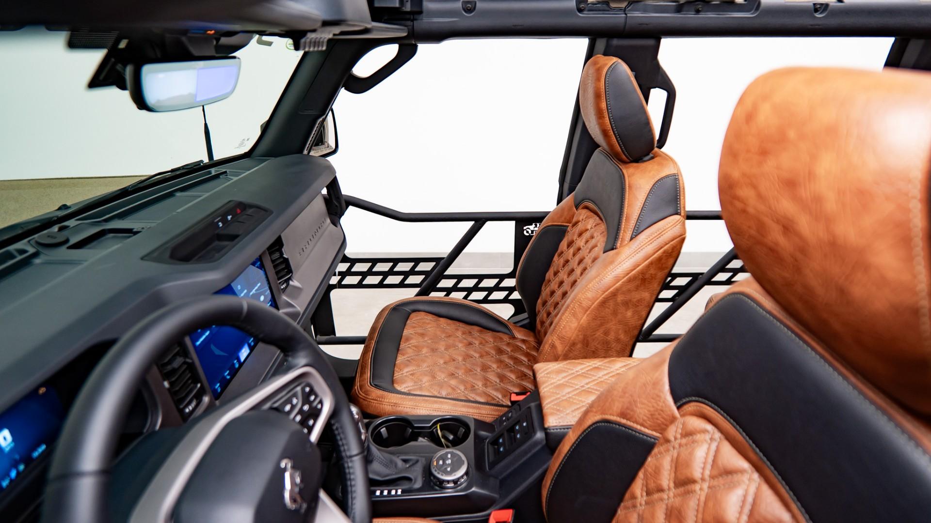 2026 FORD BRONCO 4X4 in Tan, photo 46 of 60
