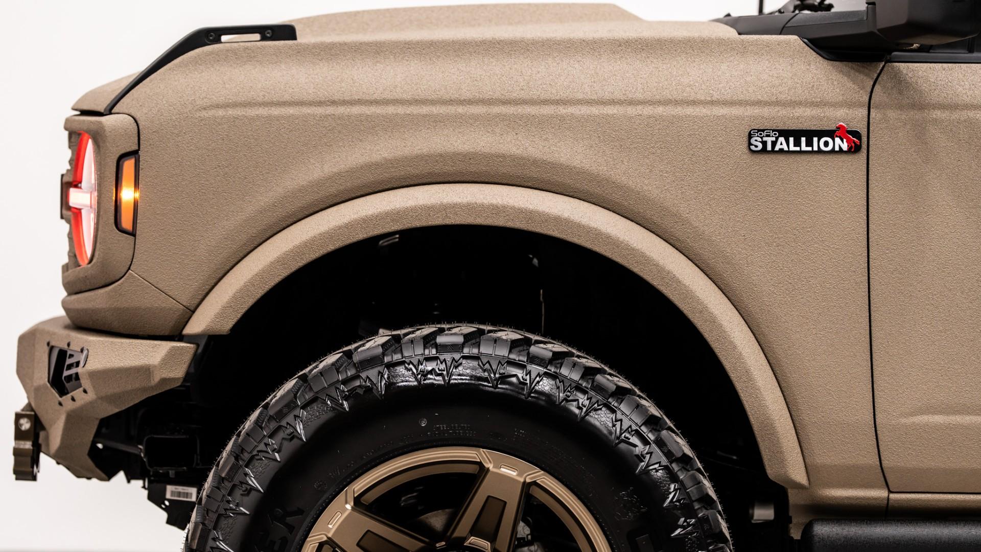 2026 FORD BRONCO 4X4 in Tan, photo 19 of 60