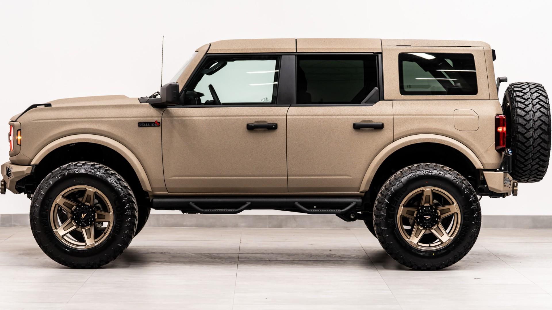 2026 FORD BRONCO 4X4 in Tan, photo 18 of 60