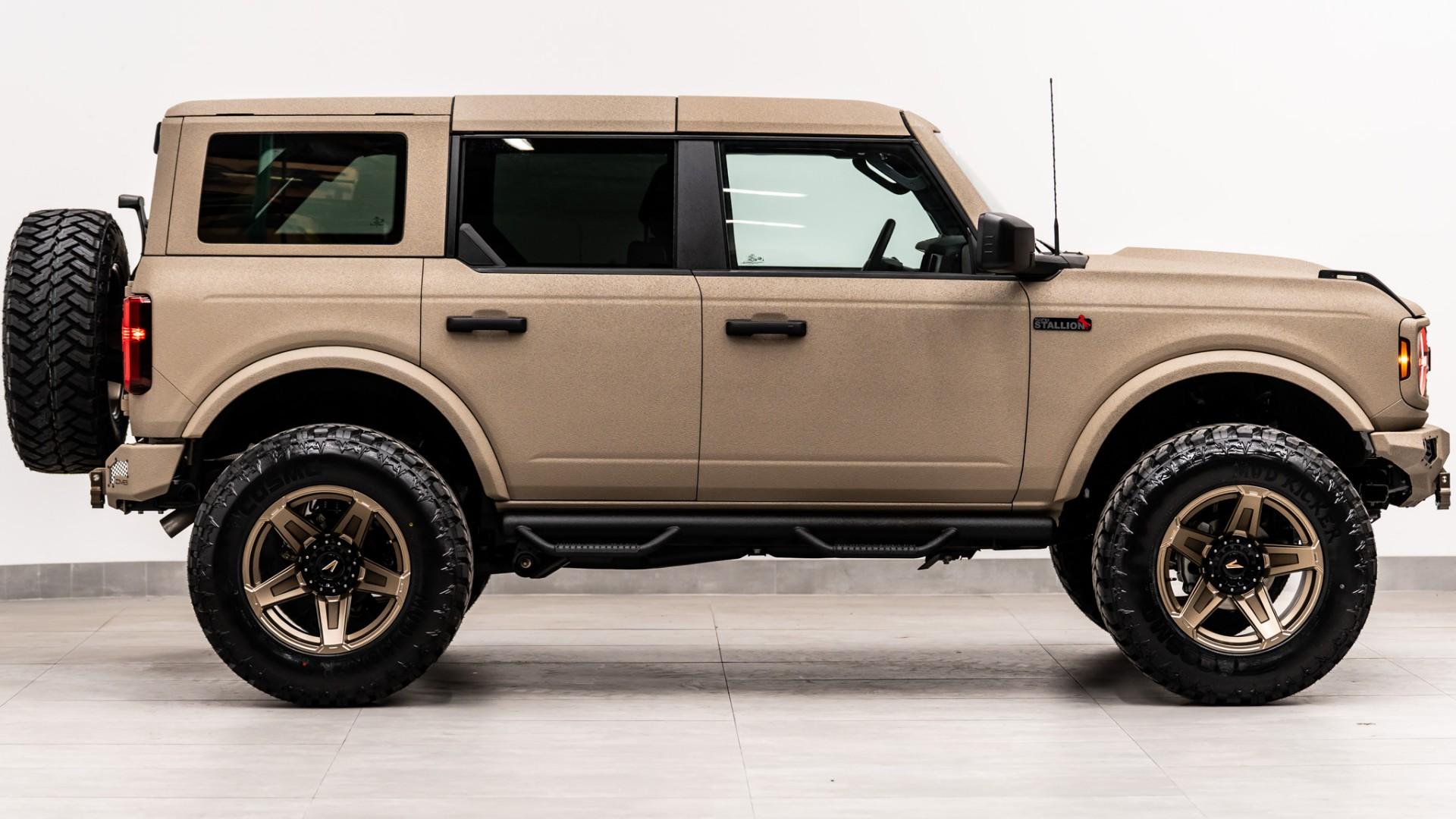 2026 FORD BRONCO 4X4 in Tan, photo 14 of 60