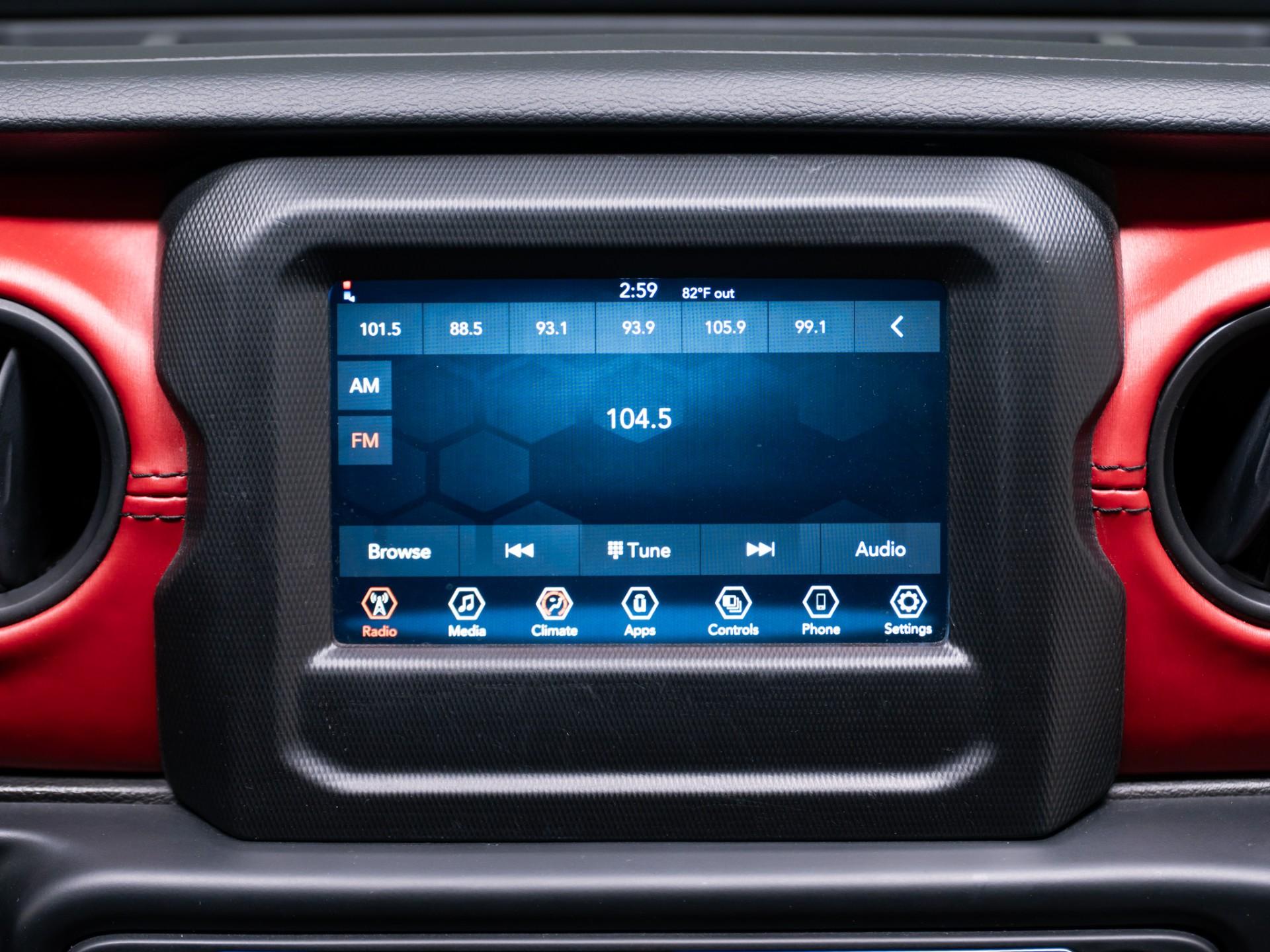 2022 JEEP GLADIATOR in Gun Metal Gray, photo 20 of 60