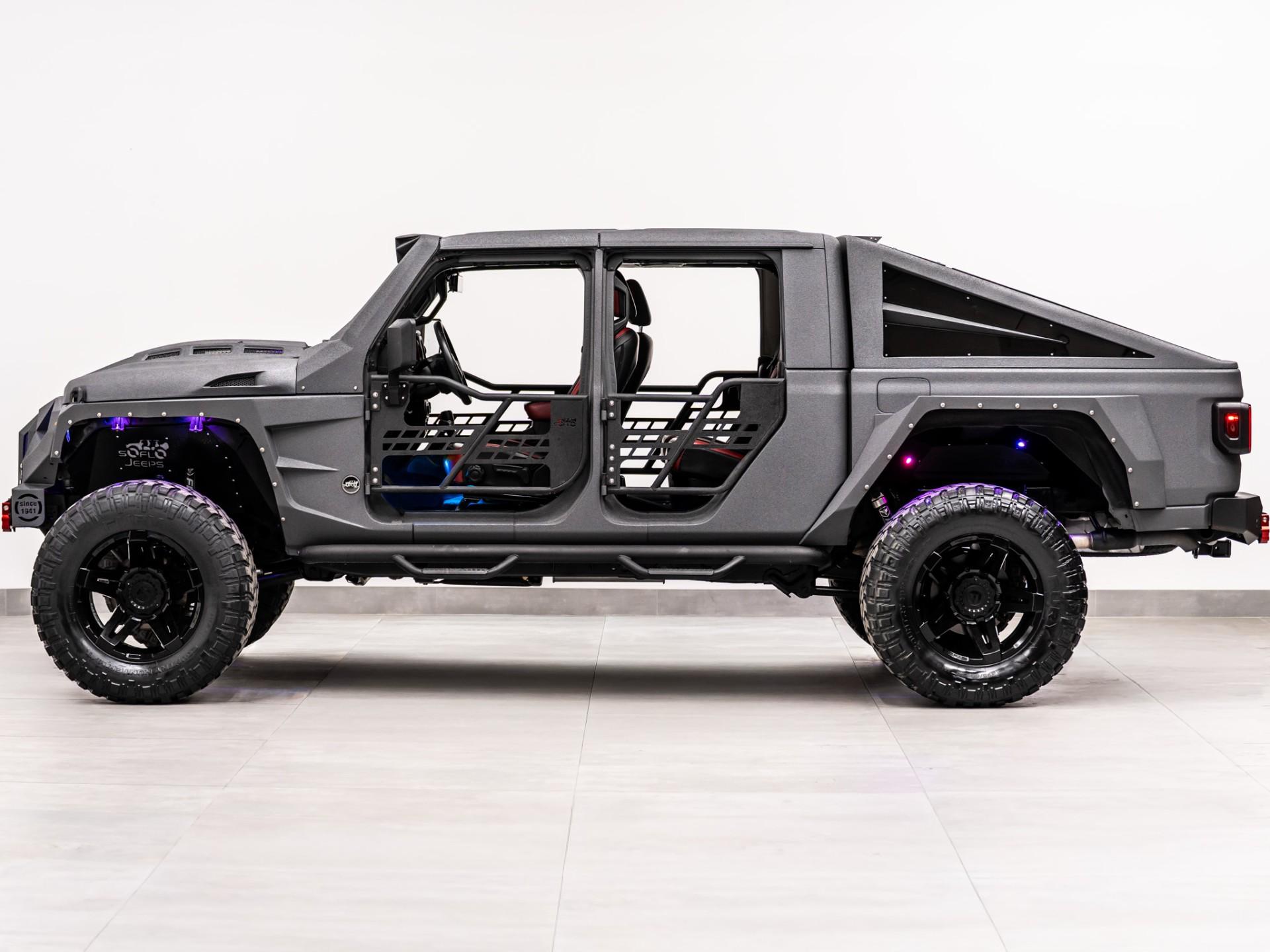 2022 JEEP GLADIATOR in Gun Metal Gray, photo 15 of 60