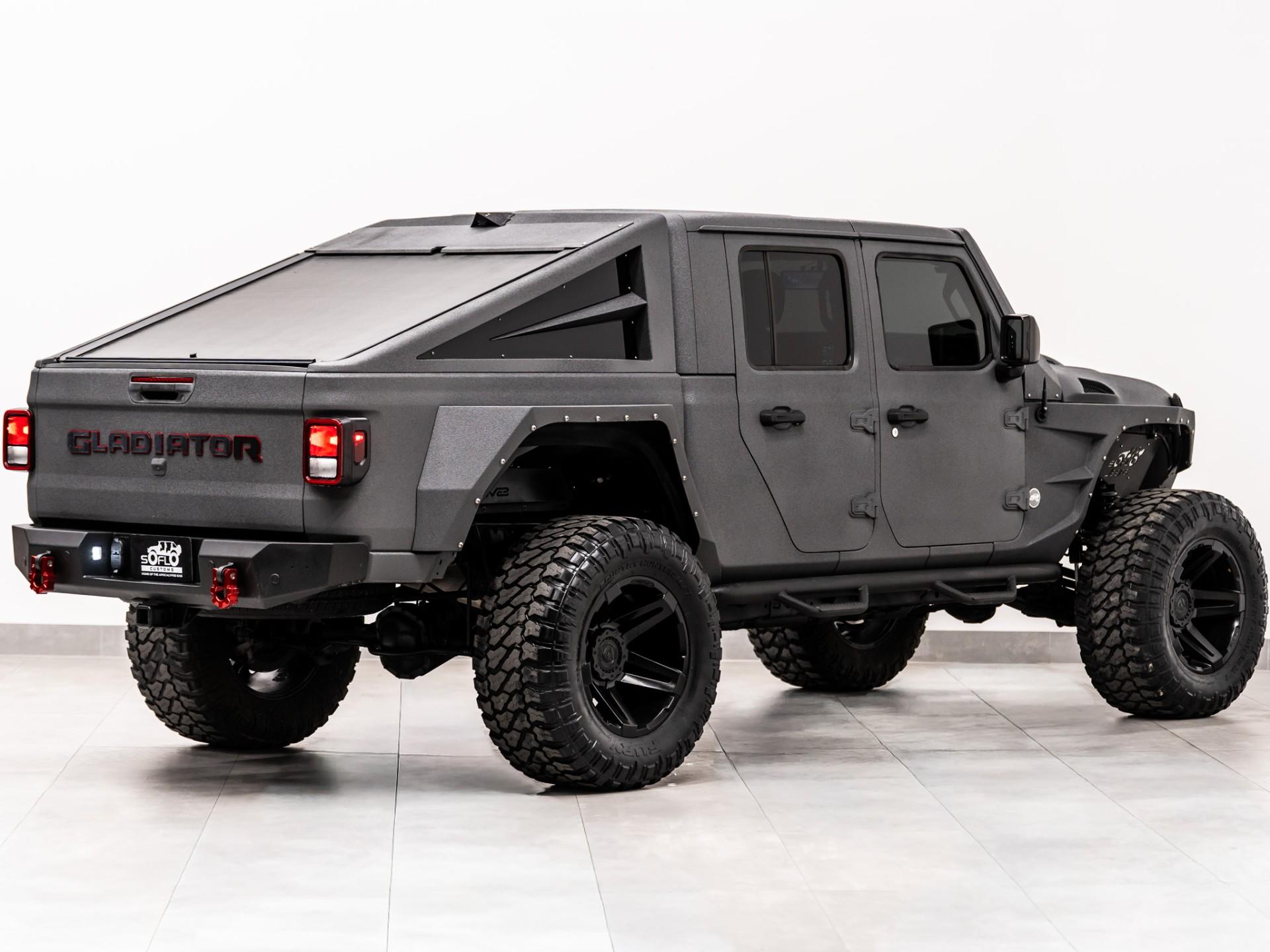 2022 JEEP GLADIATOR in Gun Metal Gray, photo 8 of 60