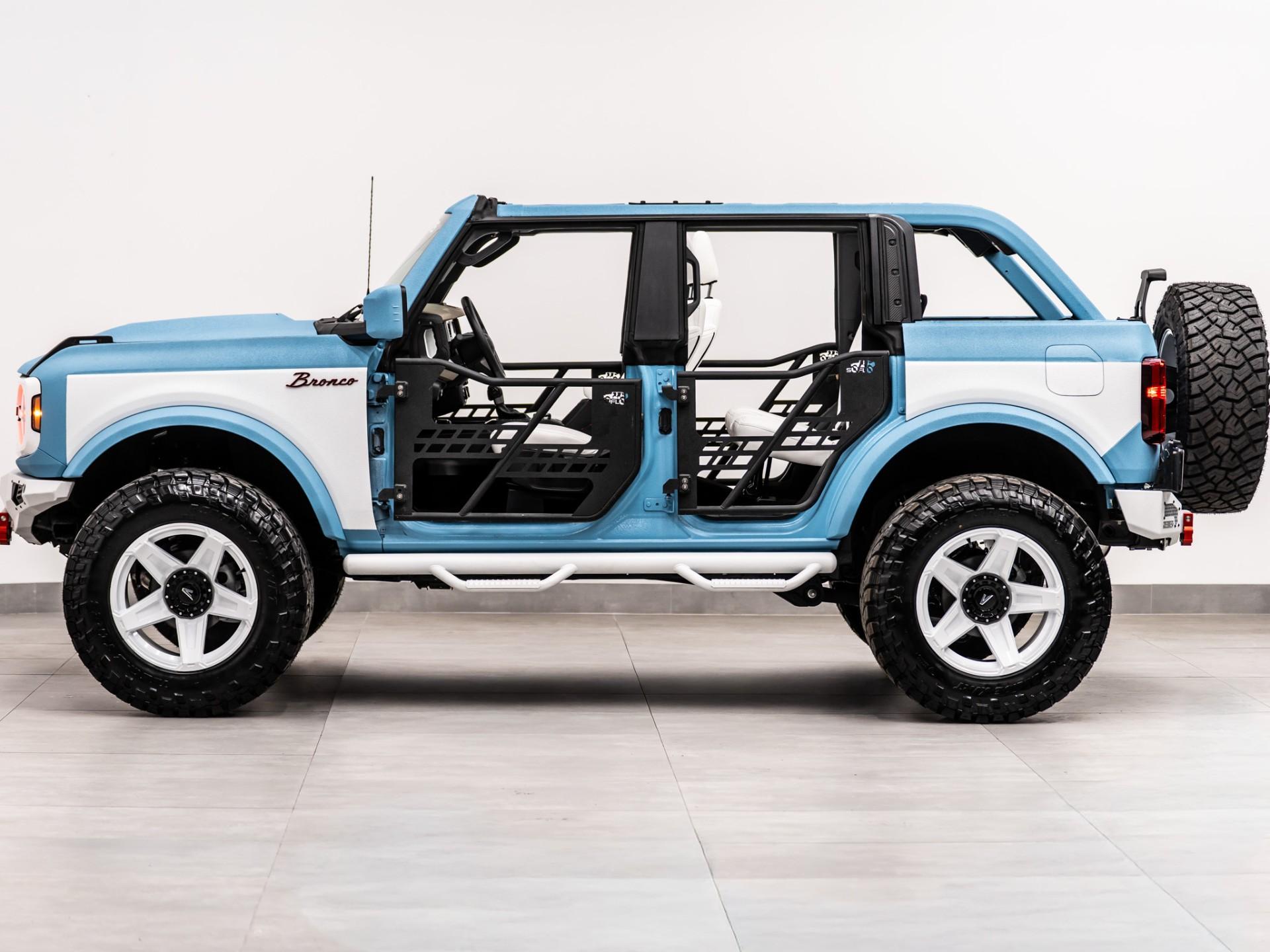 2026 FORD BRONCO 4X4 in Baby Blue, photo 15 of 58