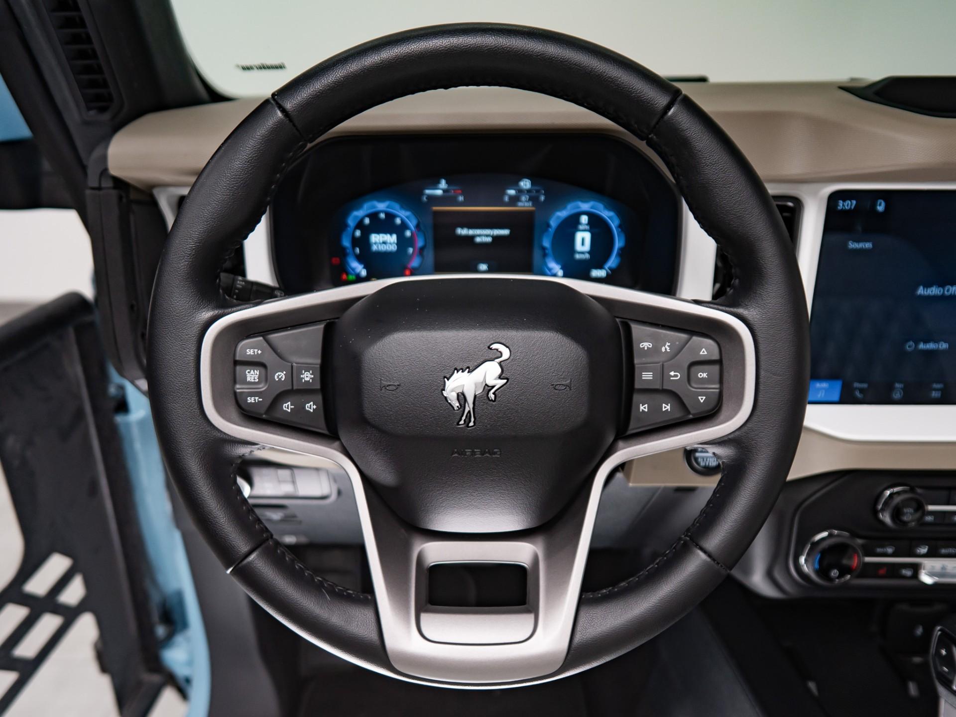 2026 FORD BRONCO 4X4 in Baby Blue, photo 27 of 58