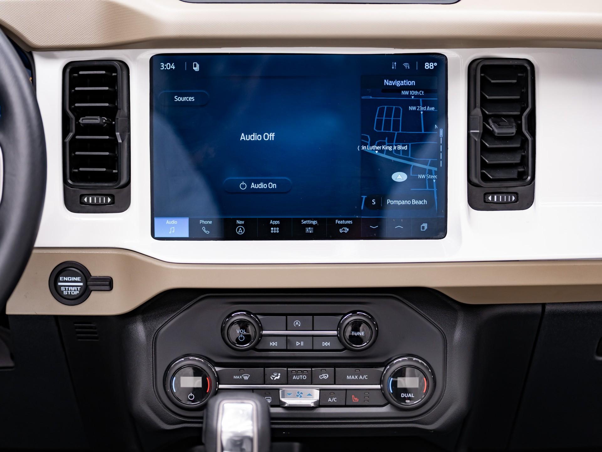 2026 FORD BRONCO 4X4 in Baby Blue, photo 29 of 58