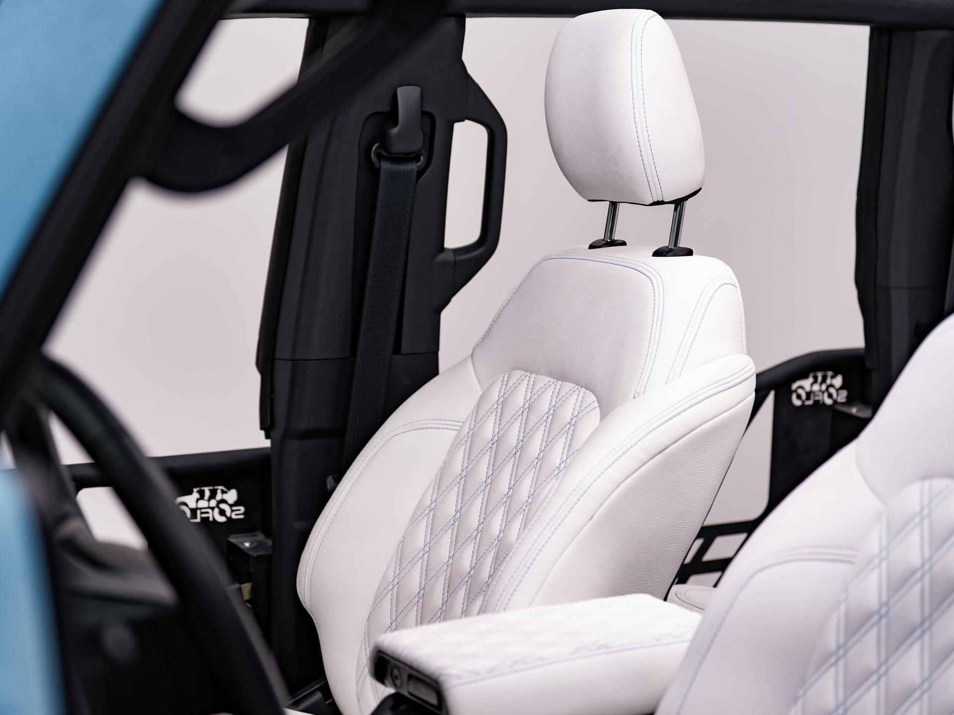 2026 FORD BRONCO 4X4 in Baby Blue, photo 34 of 58