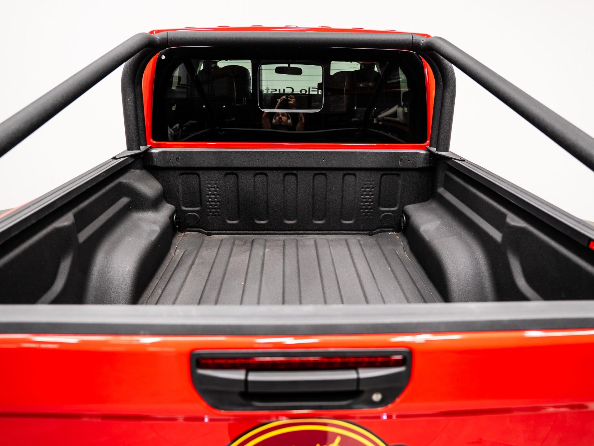 2024 JEEP GLADIATOR 4X4 in Red, photo 30 of 59