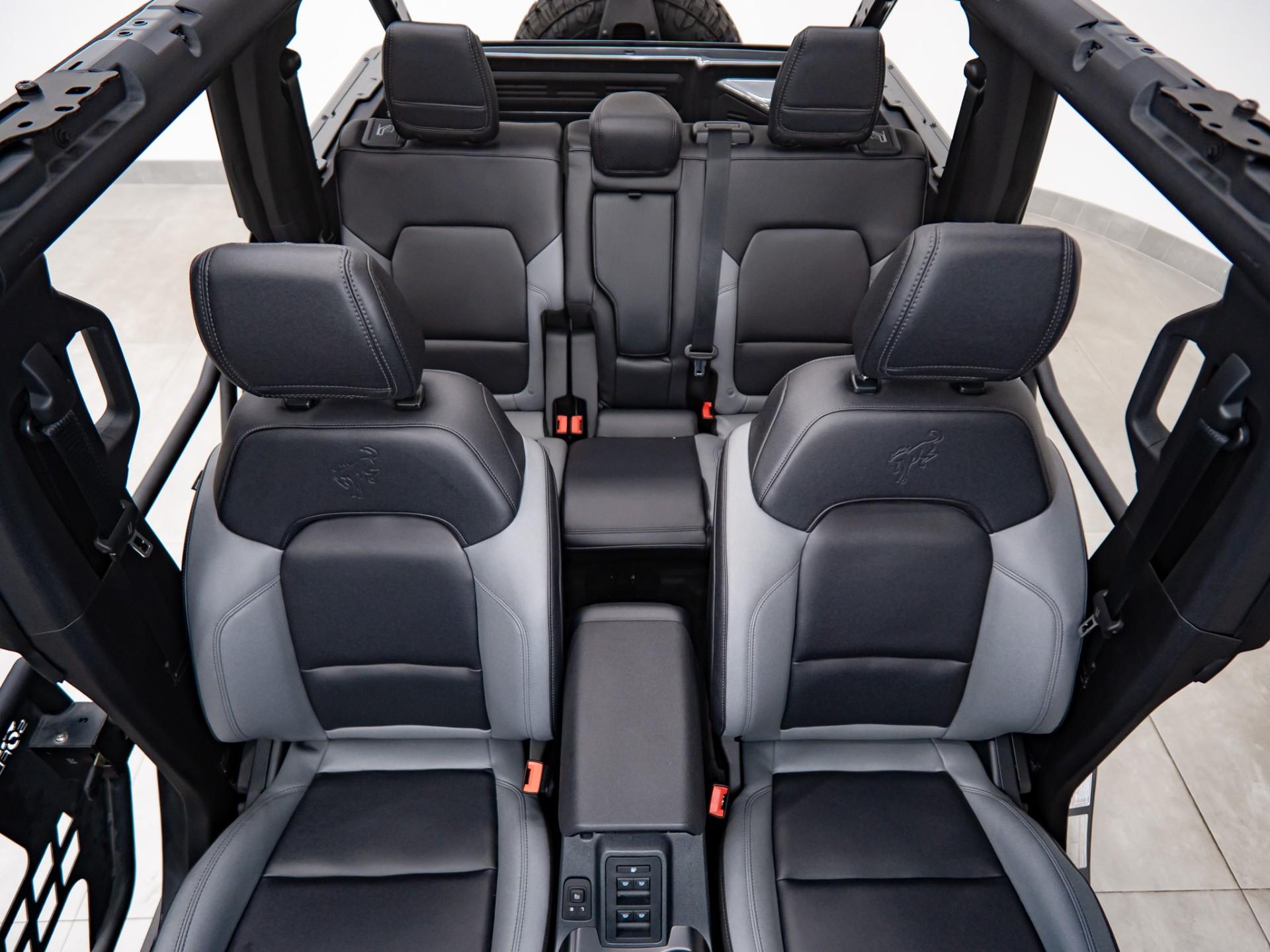 2024 FORD BRONCO 4X4 in Gray, photo 31 of 60