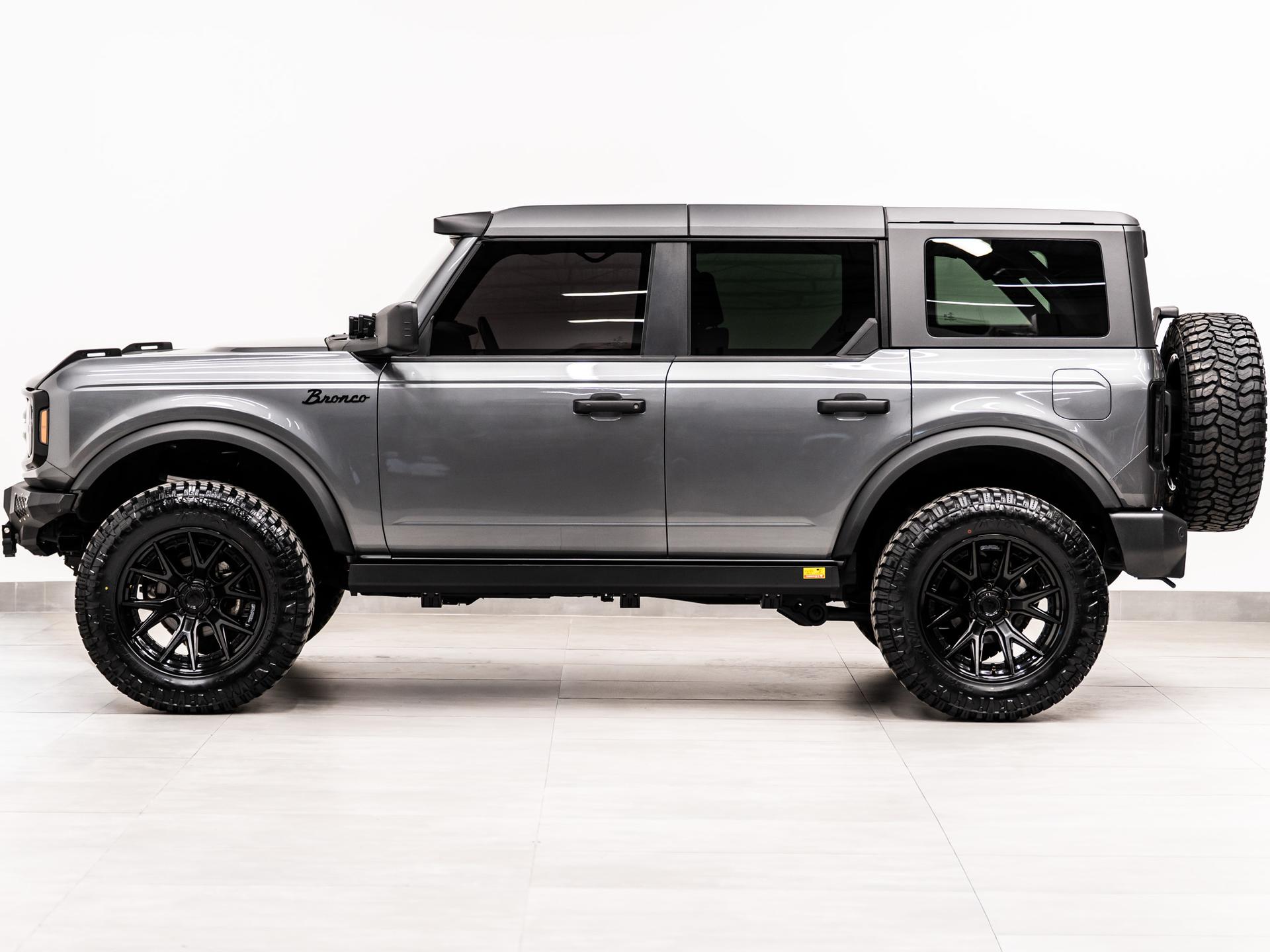 2024 FORD BRONCO 4X4 in Gray, photo 11 of 60