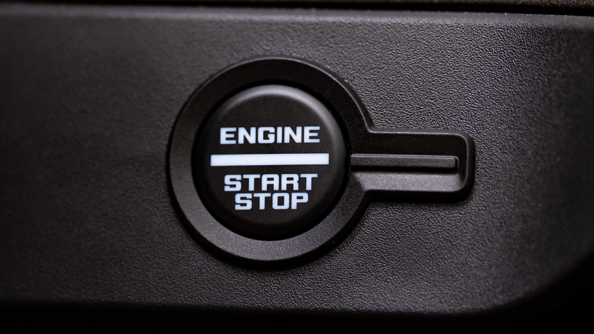 2025 FORD BRONCO 4X4 in Marsh Gray, photo 56 of 60
