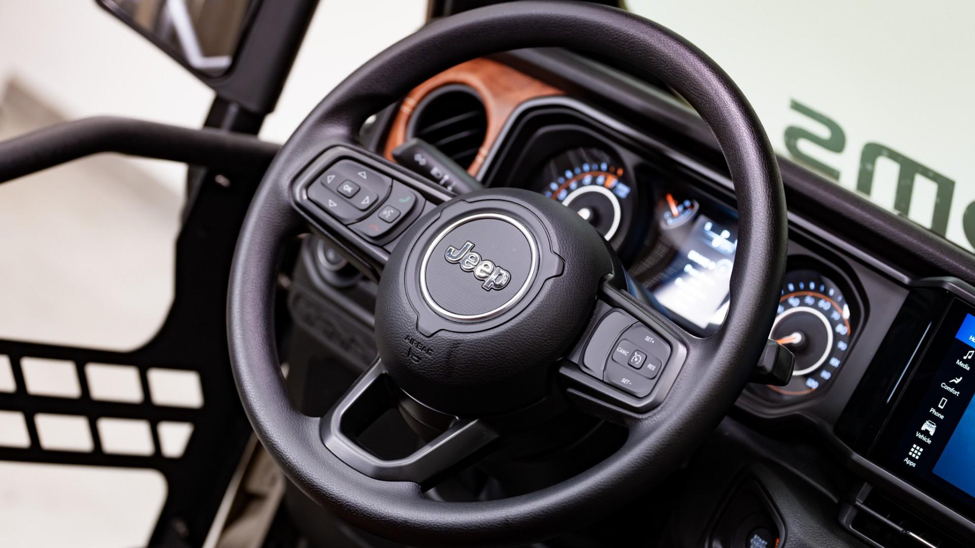 2026 JEEP GLADIATOR 4X4 in Tan, photo 46 of 57