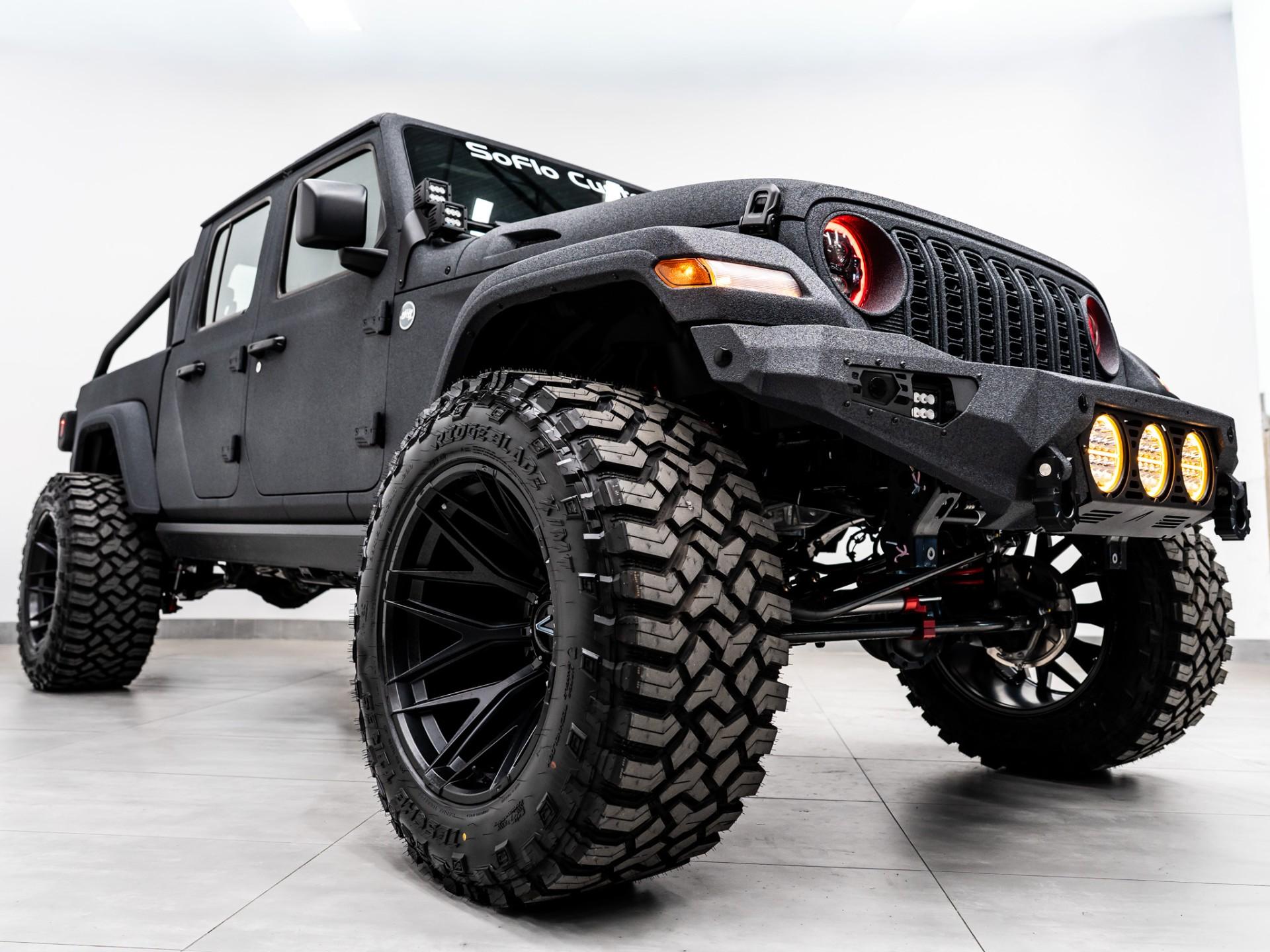 2026 JEEP GLADIATOR 4X4 in Gray, photo 49 of 60