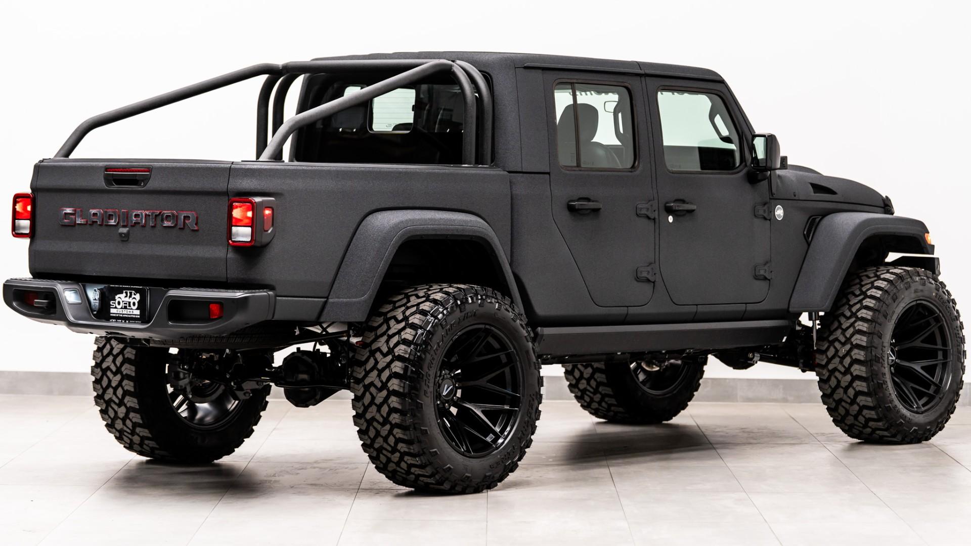2026 JEEP GLADIATOR 4X4 in Gray, photo 8 of 60