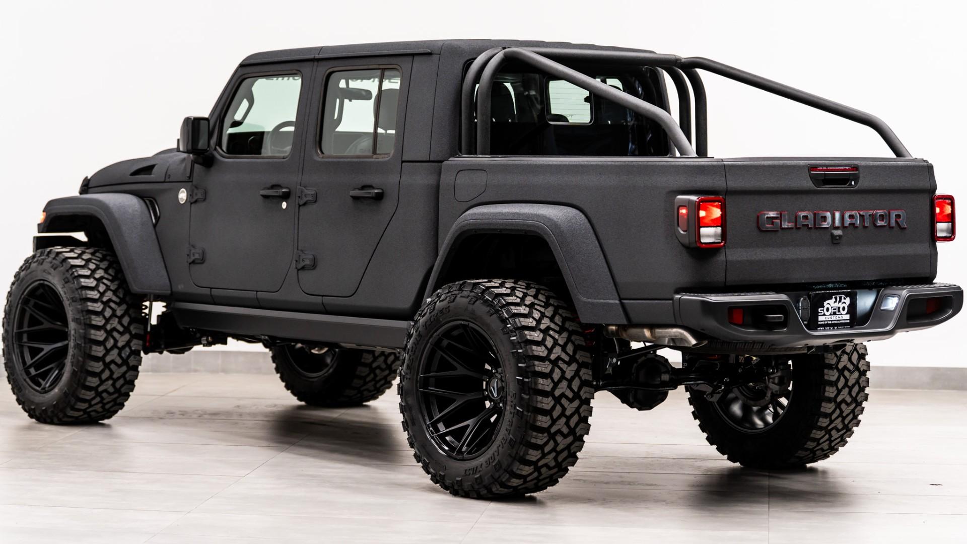 2026 JEEP GLADIATOR 4X4 in Gray, photo 10 of 60