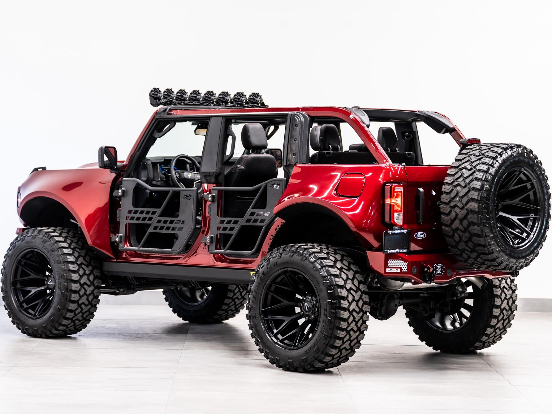 2026 FORD BRONCO 4X4 in Ruby Red Metallic Tinted Clearcoat, photo 34 of 56