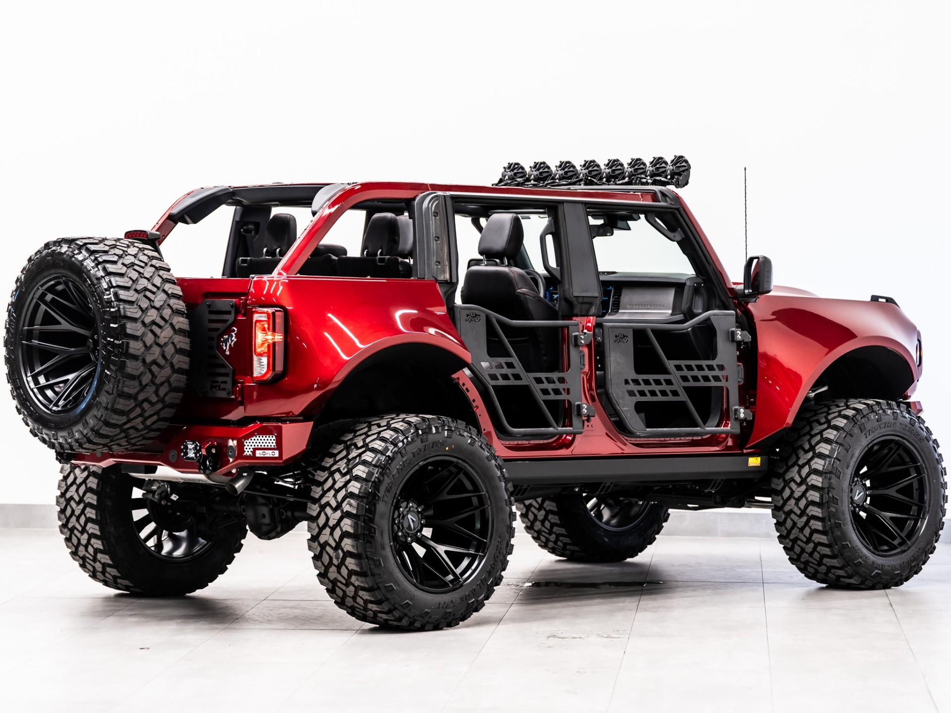 2026 FORD BRONCO 4X4 in Ruby Red Metallic Tinted Clearcoat, photo 33 of 56