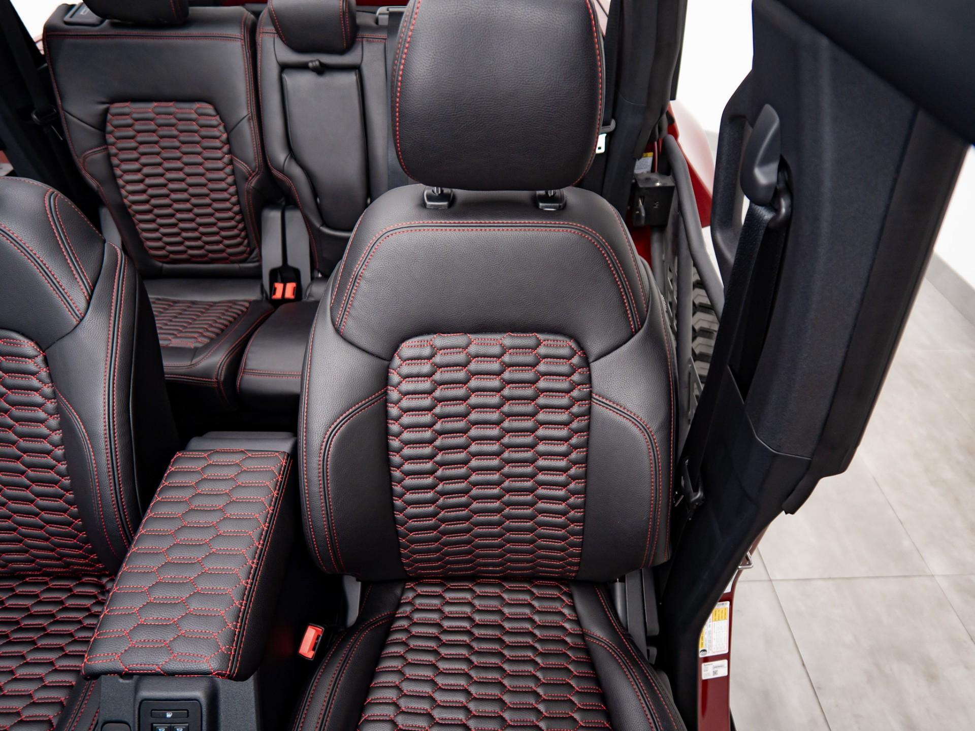 2026 FORD BRONCO 4X4 in Ruby Red Metallic Tinted Clearcoat, photo 38 of 56