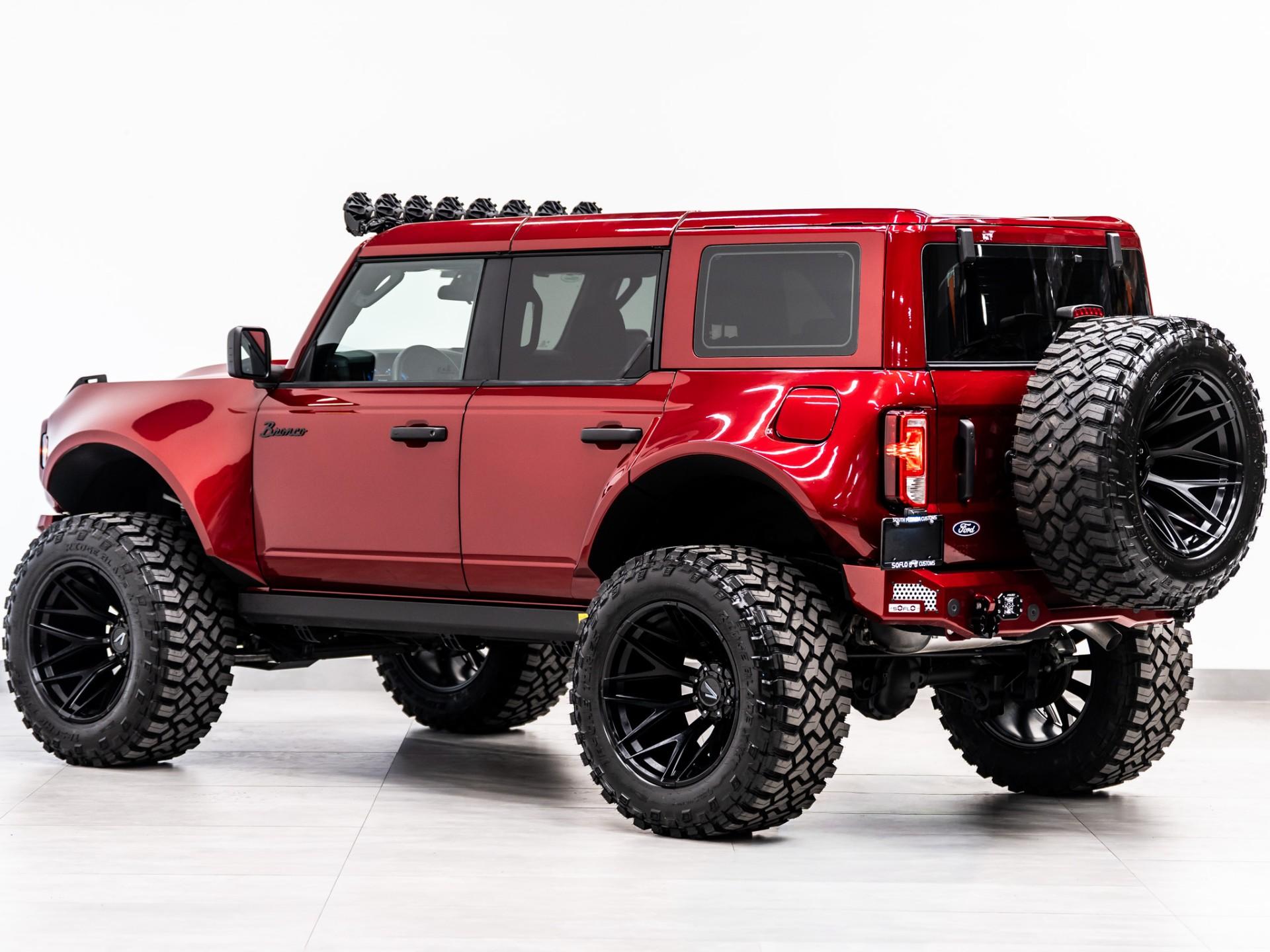 2026 FORD BRONCO 4X4 in Ruby Red Metallic Tinted Clearcoat, photo 14 of 56