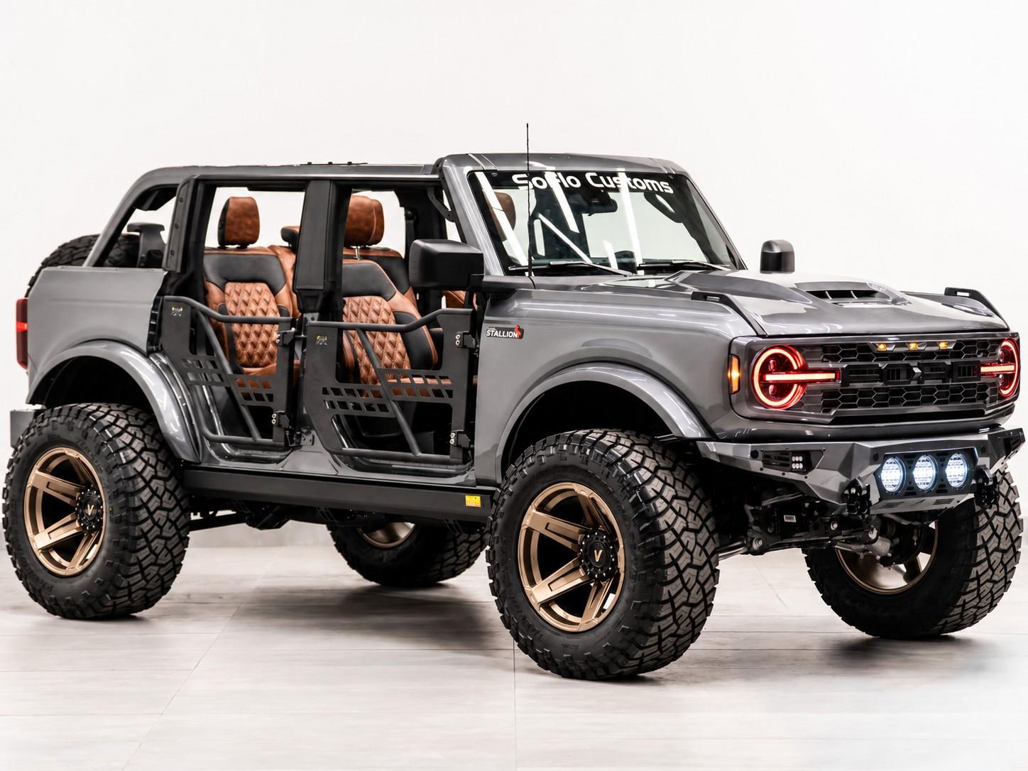 2026 FORD BRONCO 4X4 in Carbonized Gray Metallic, photo 2 of 57