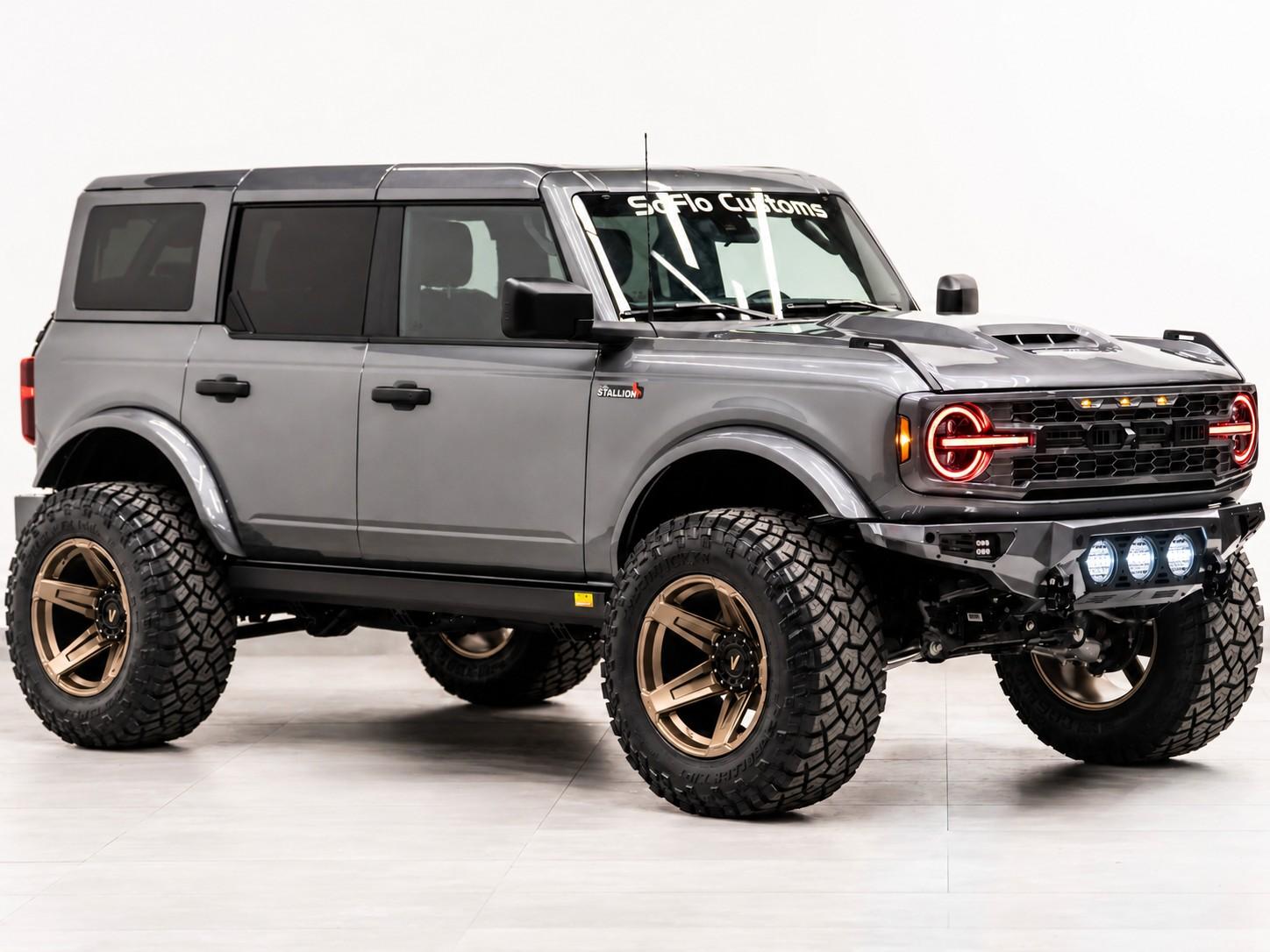 2026 FORD BRONCO 4X4 in Carbonized Gray Metallic, photo 6 of 57