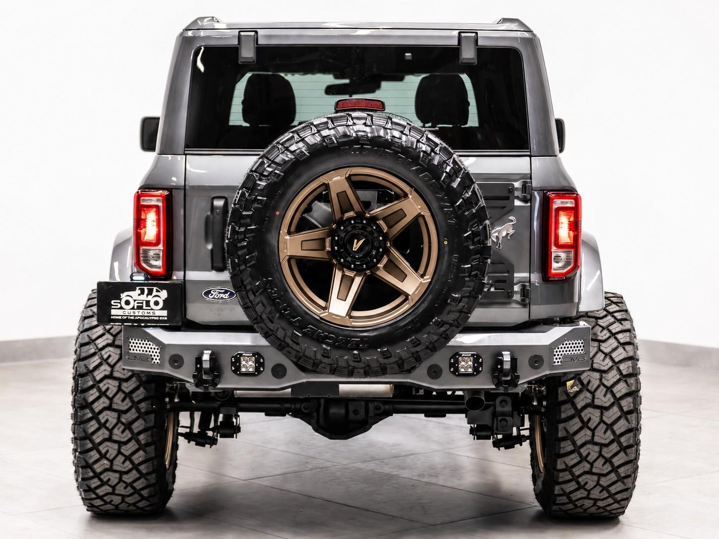 2026 FORD BRONCO 4X4 in Carbonized Gray Metallic, photo 3 of 57