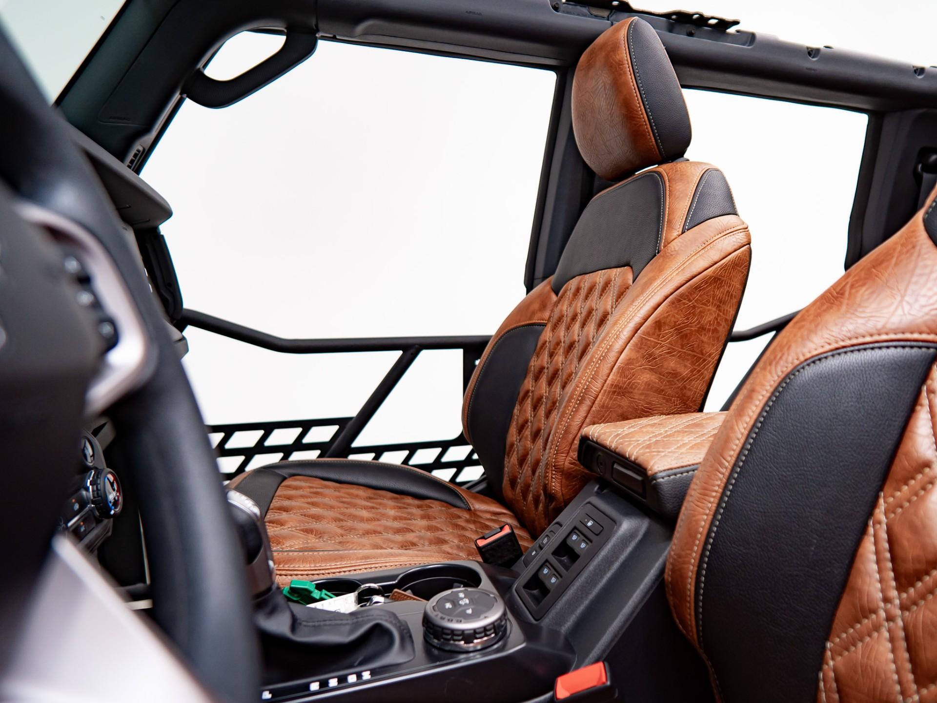 2026 FORD BRONCO 4X4 in Tan, photo 28 of 59