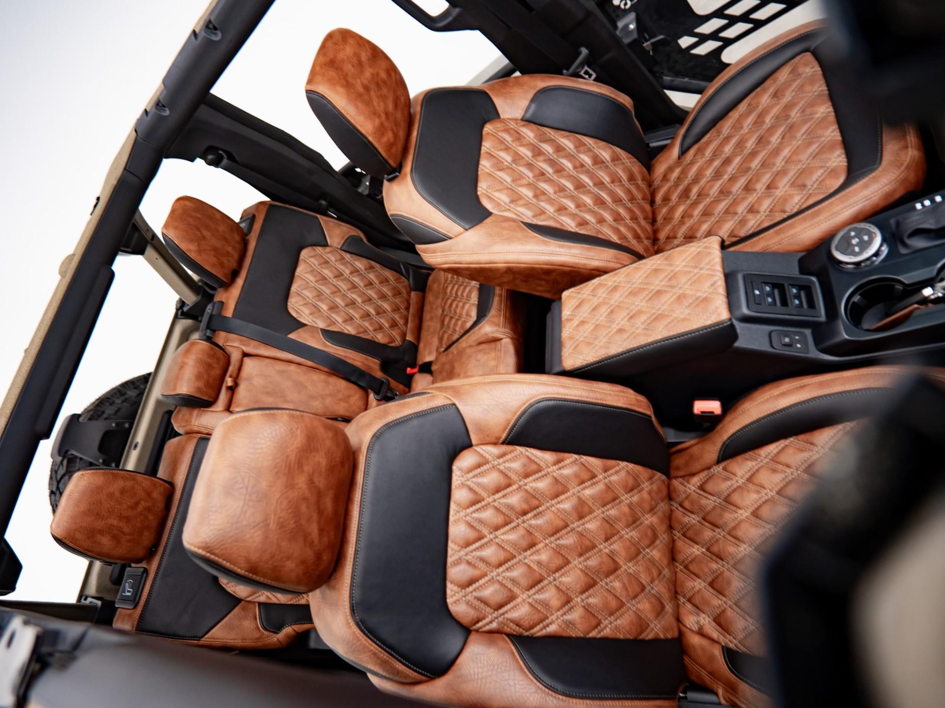 2026 FORD BRONCO 4X4 in Tan, photo 36 of 59