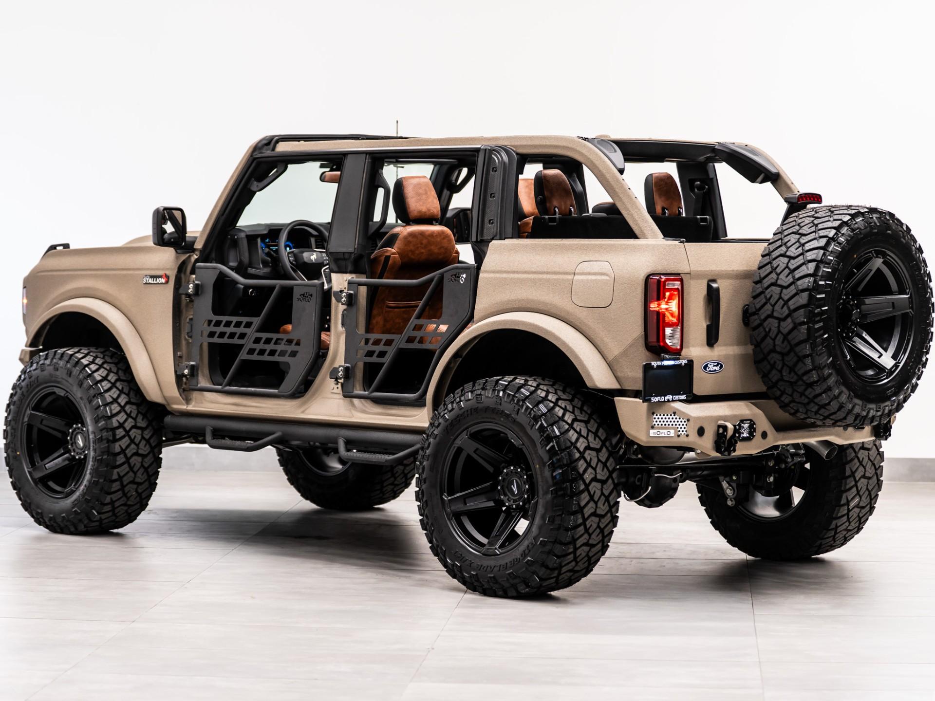 2026 FORD BRONCO 4X4 in Tan, photo 15 of 59