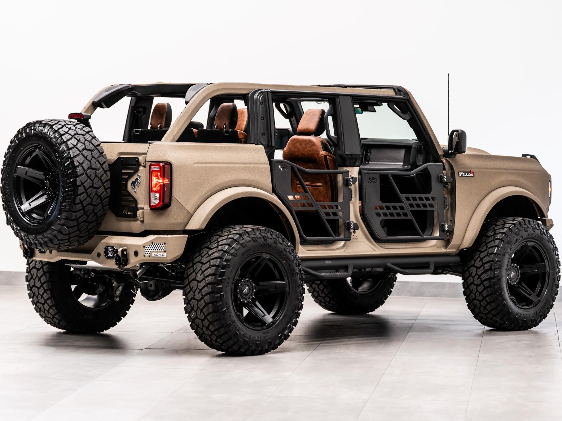 2026 FORD BRONCO 4X4 in Tan, photo 14 of 59