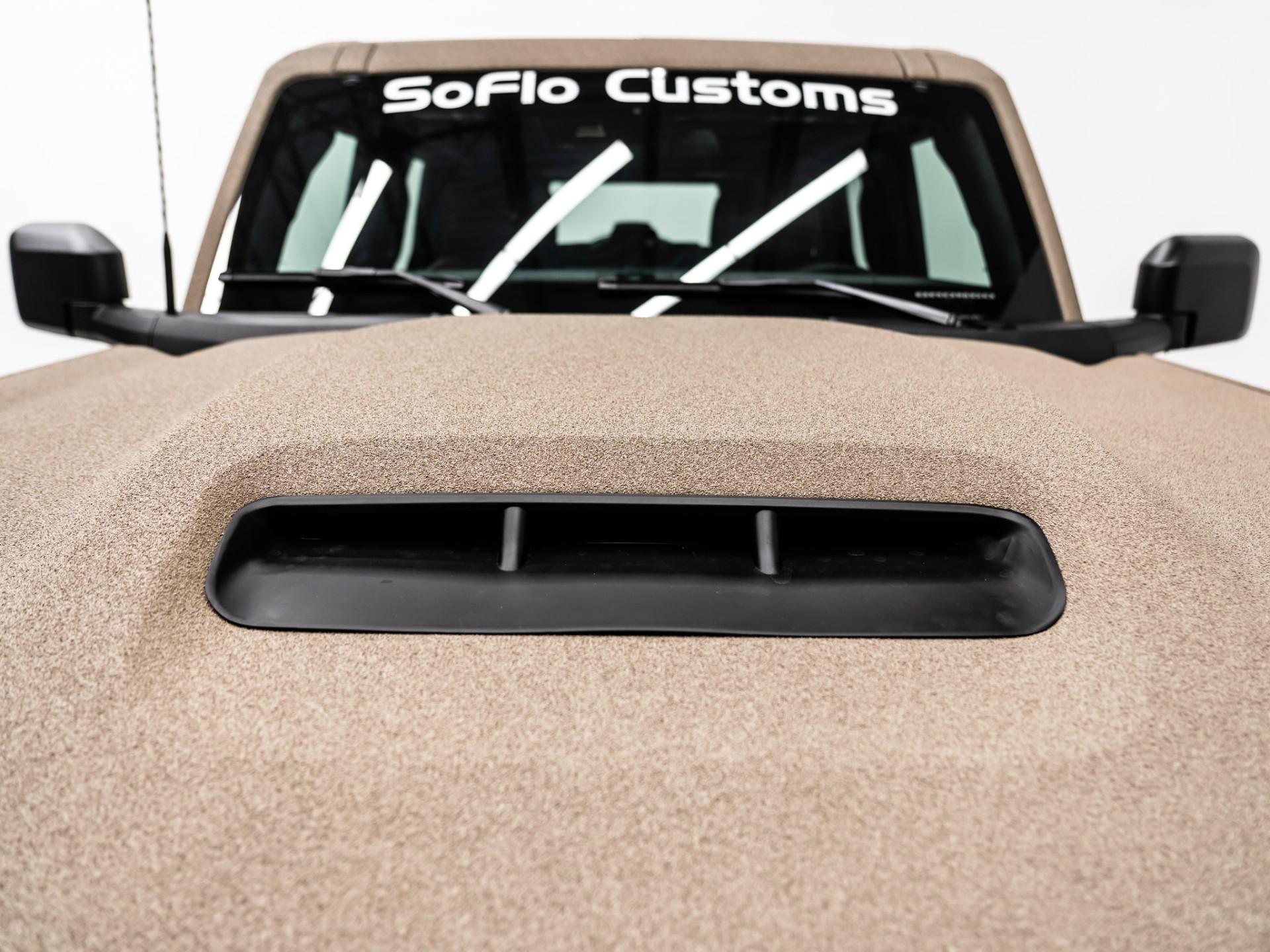 2026 FORD BRONCO 4X4 in Tan, photo 43 of 59