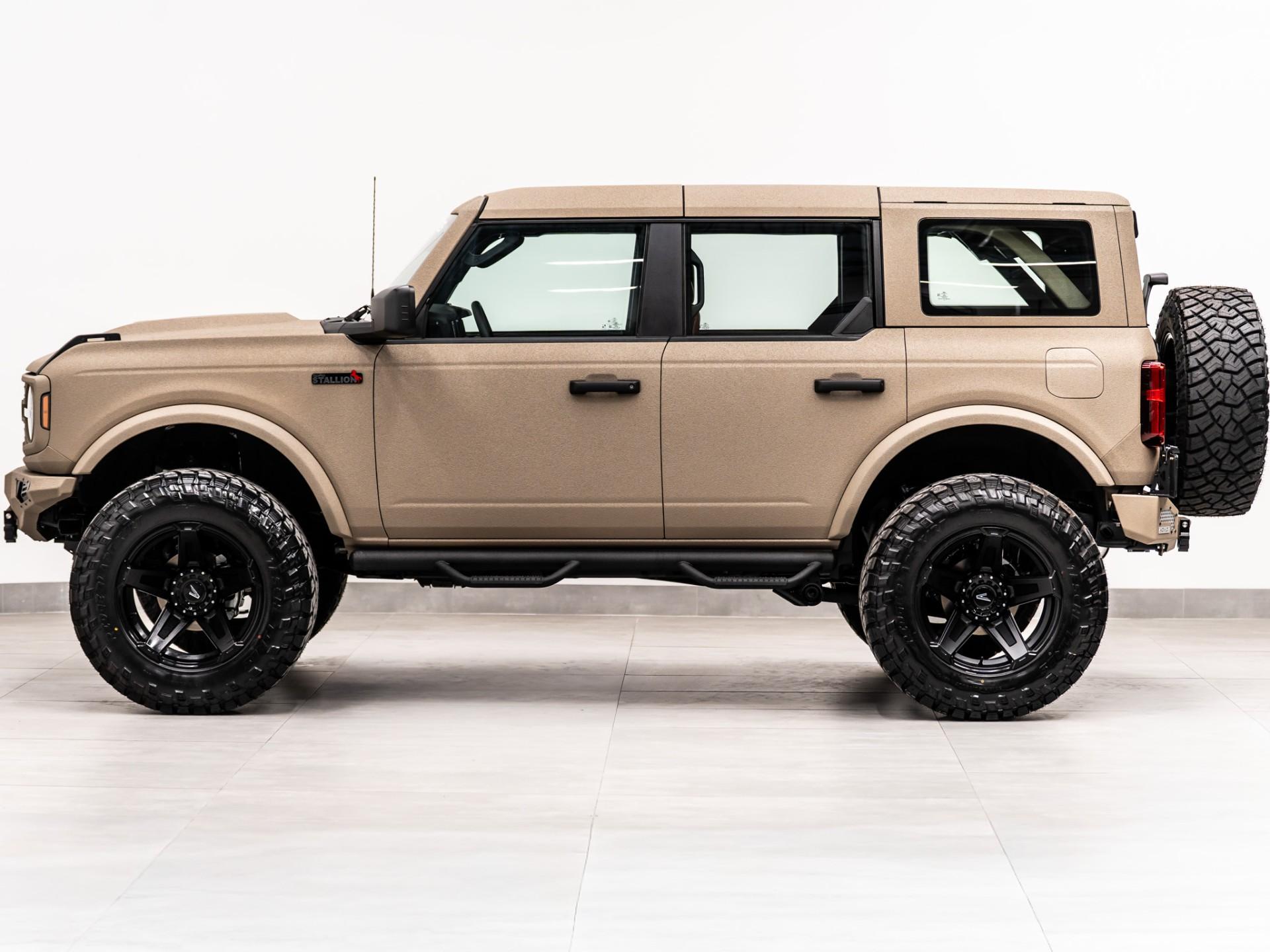 2026 FORD BRONCO 4X4 in Tan, photo 11 of 59