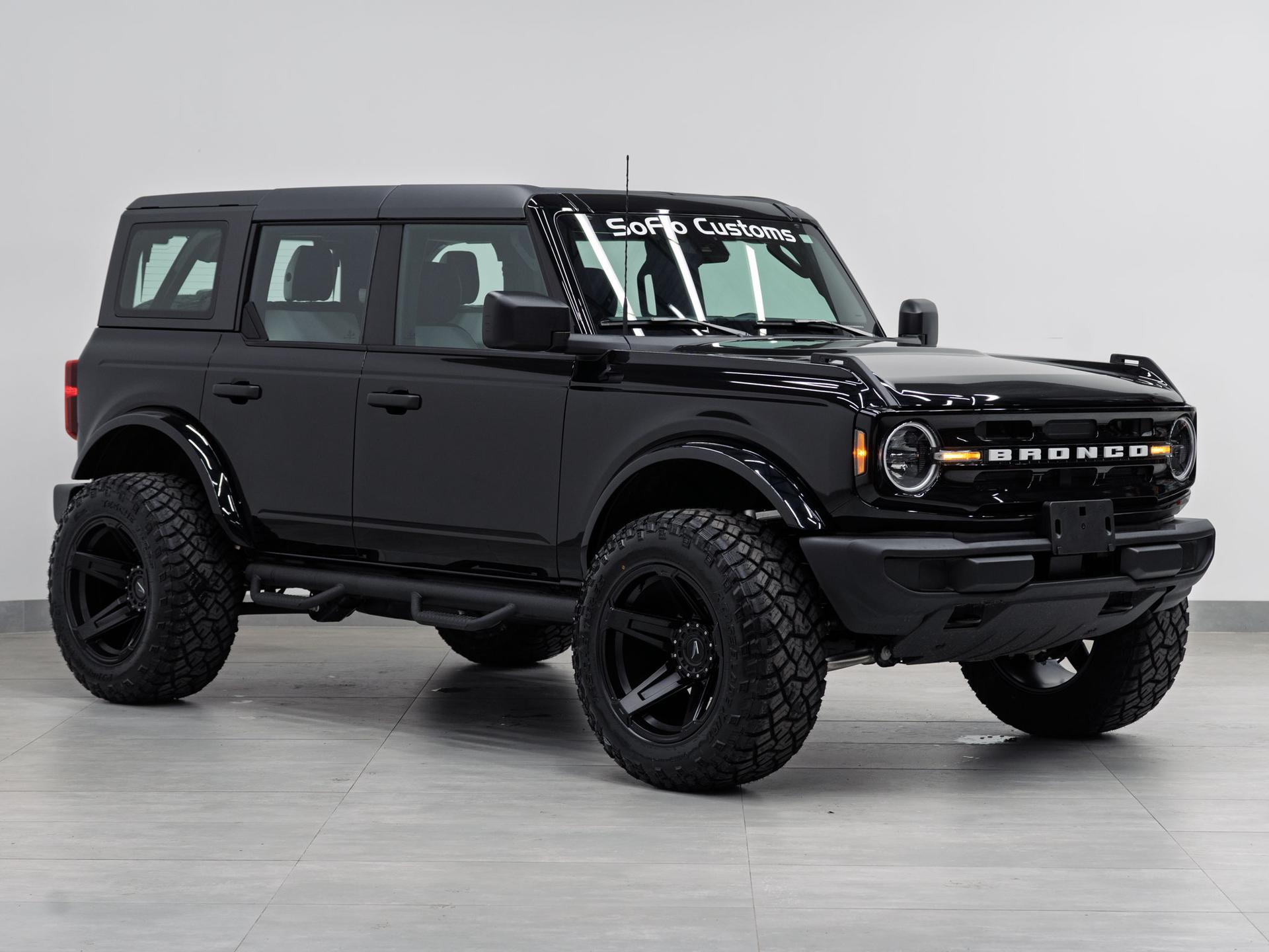 2026 FORD BRONCO 4X4 in Black, photo 3 of 45