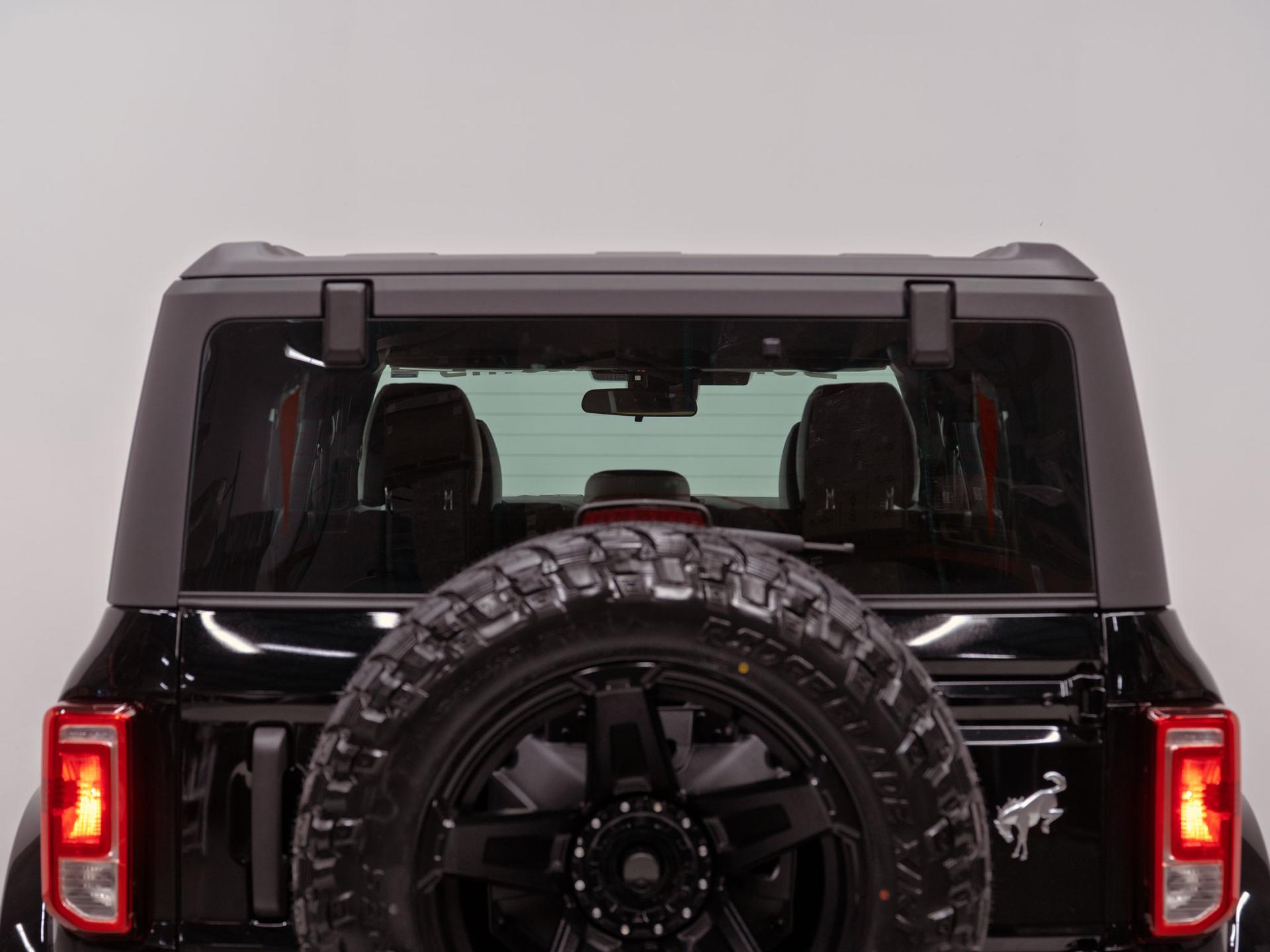 2026 FORD BRONCO 4X4 in Black, photo 18 of 45