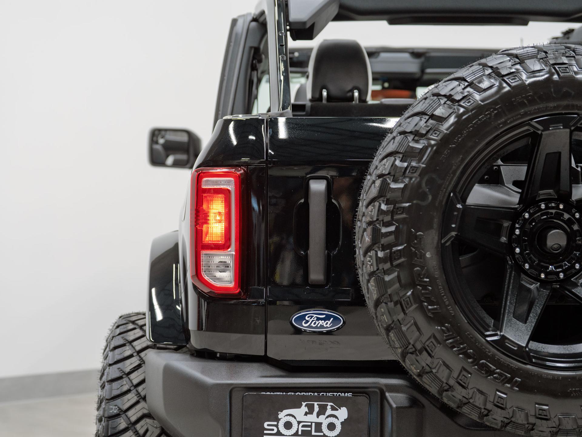 2026 FORD BRONCO 4X4 in Black, photo 21 of 45