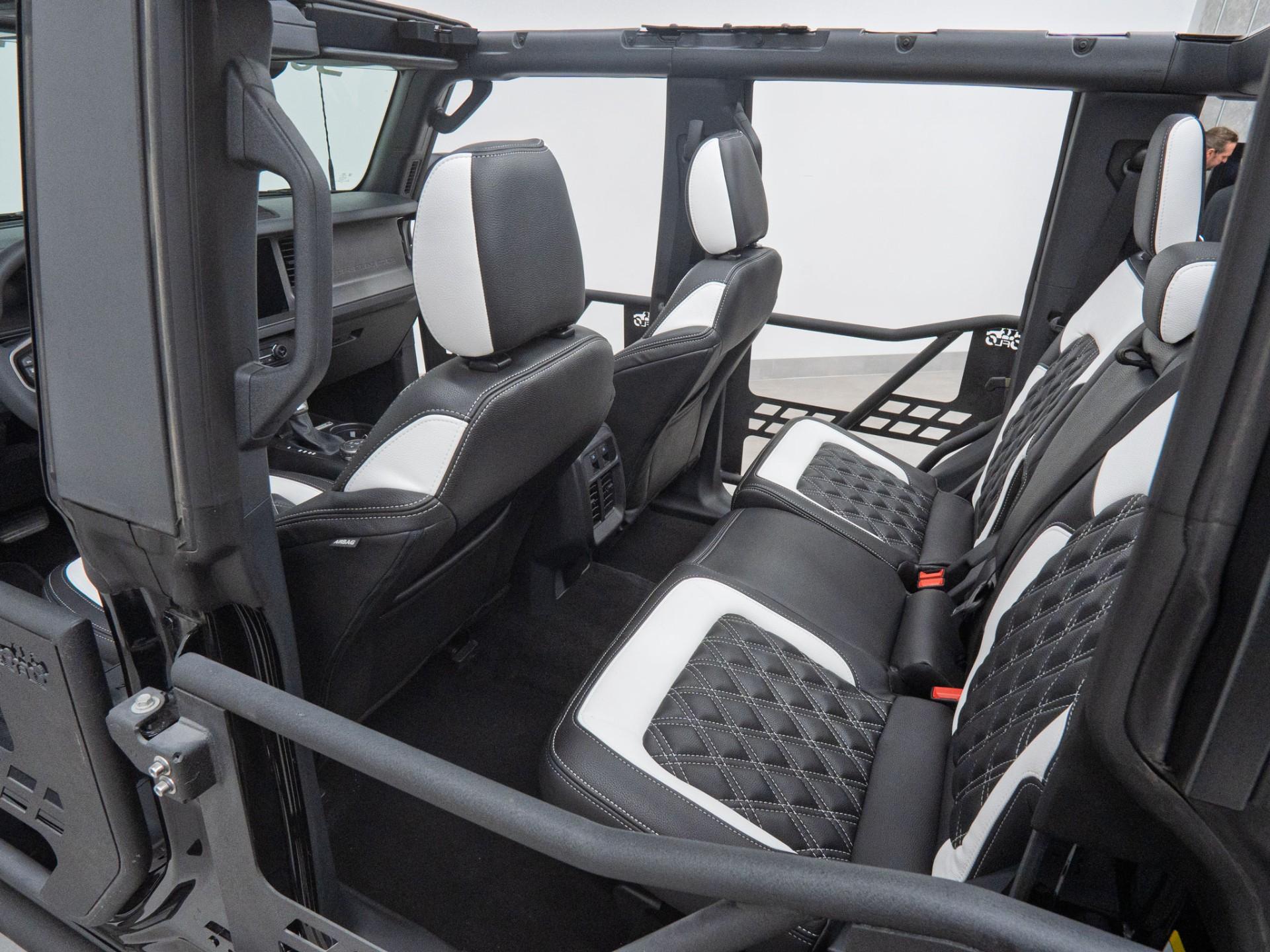 2026 FORD BRONCO 4X4 in Black, photo 31 of 45