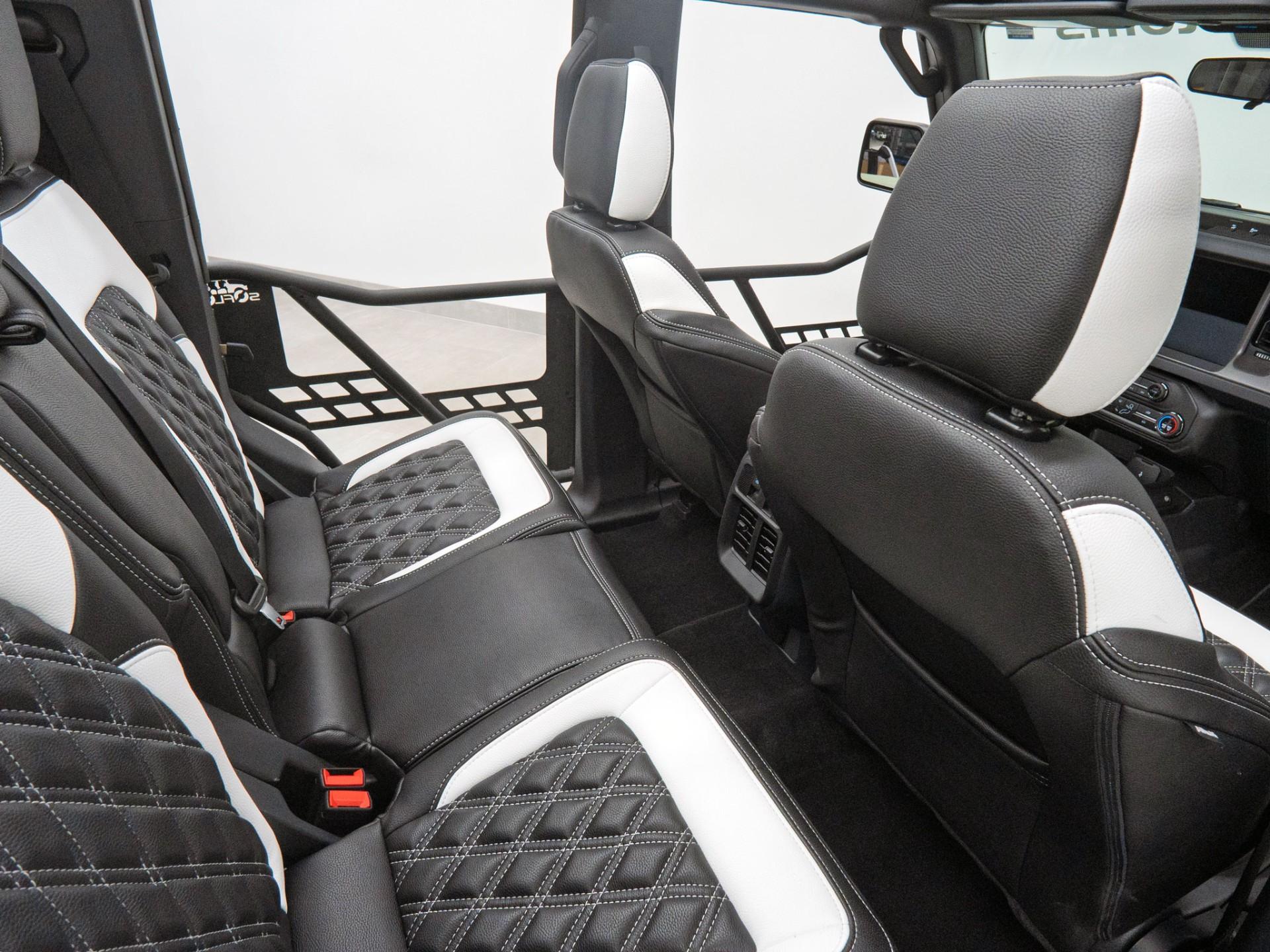 2026 FORD BRONCO 4X4 in Black, photo 33 of 45