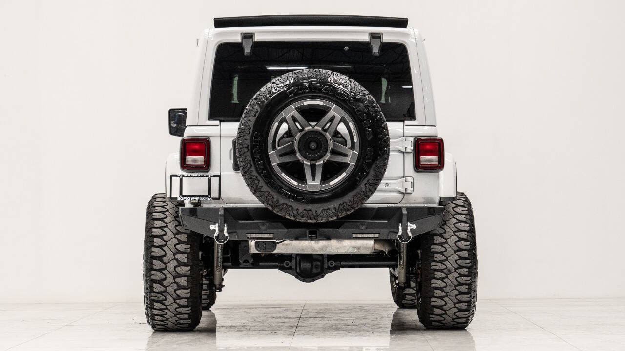2022 JEEP WRANGLER 4X4 in White, photo 10 of 33