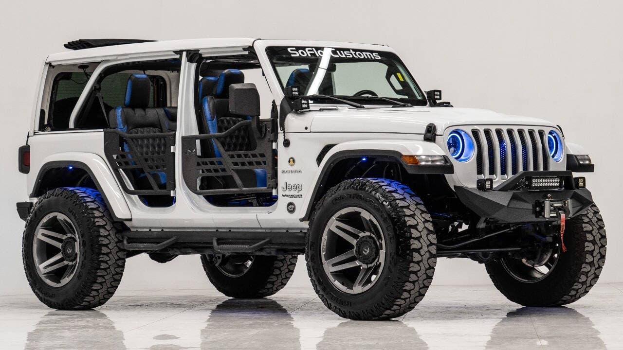 2022 JEEP WRANGLER 4X4 in White, photo 25 of 33