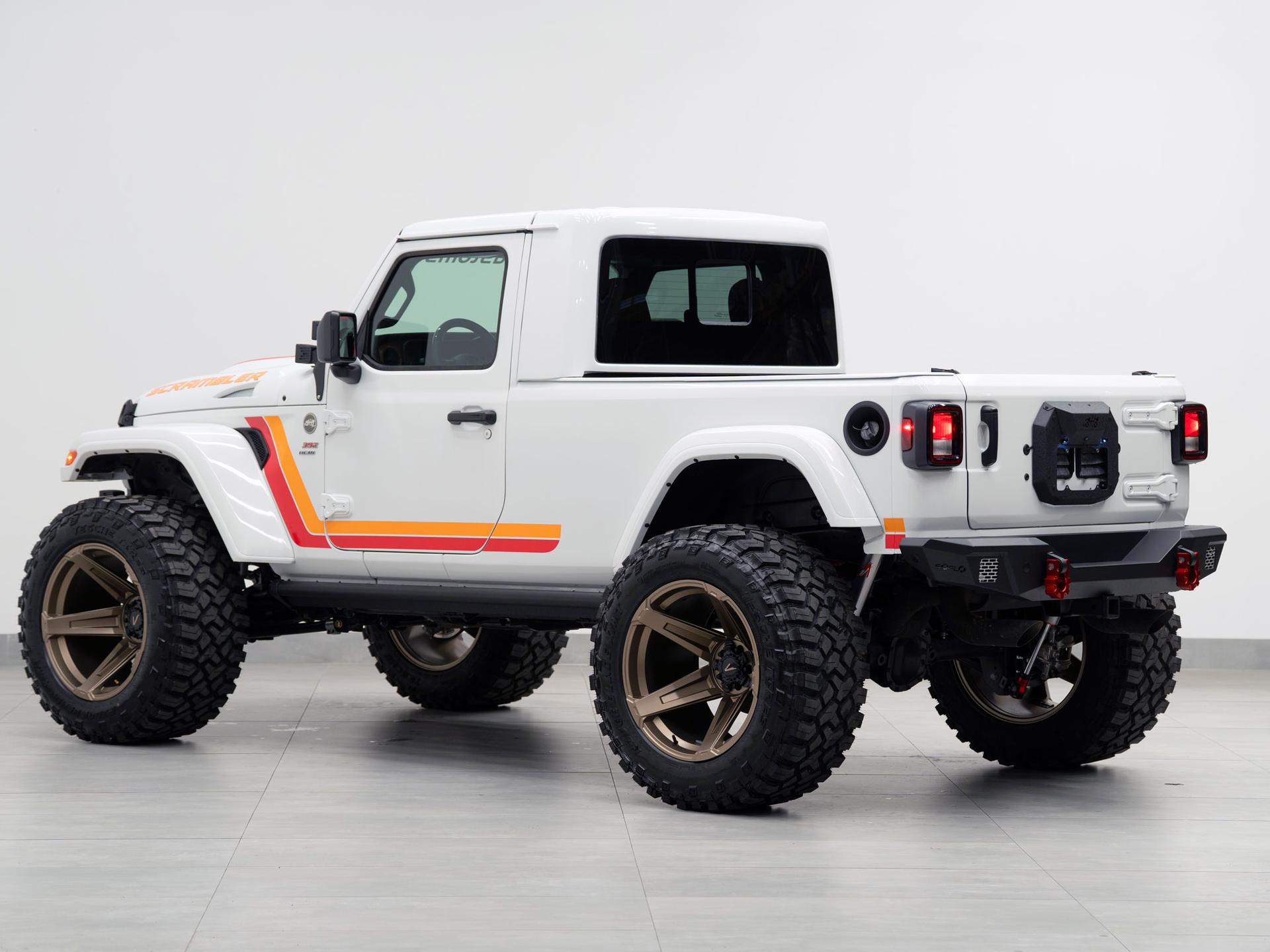2026 JEEP WRANGLER 4X4 in Bright White Clearcoat, photo 13 of 55