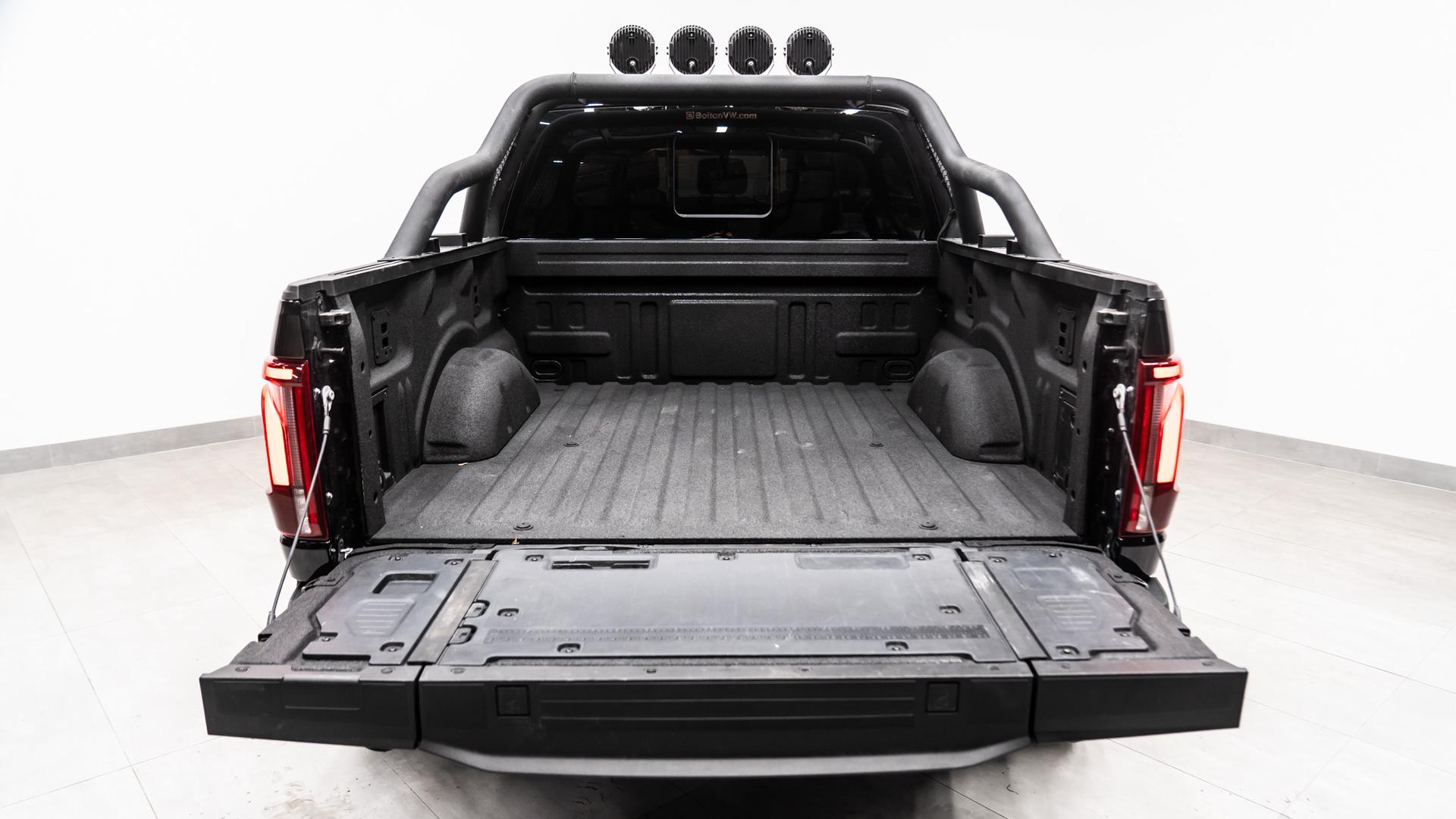 2025 FORD F-150 LARIAT in Agate Black Metallic, photo 52 of 57