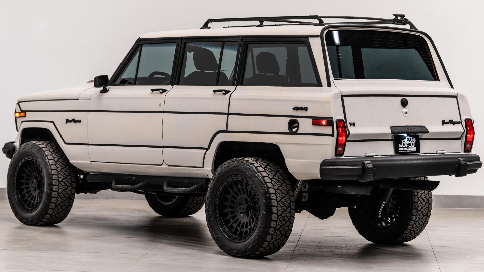 2018 JEEP GRAND WAGONEER in White, photo 11 of 47
